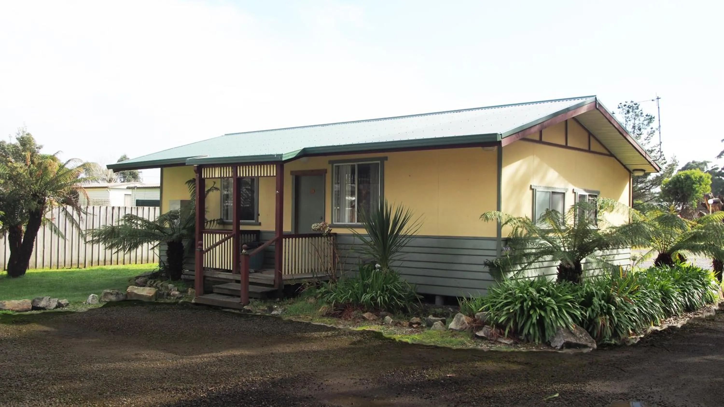 Property building in Strahan Retreat Holiday Park