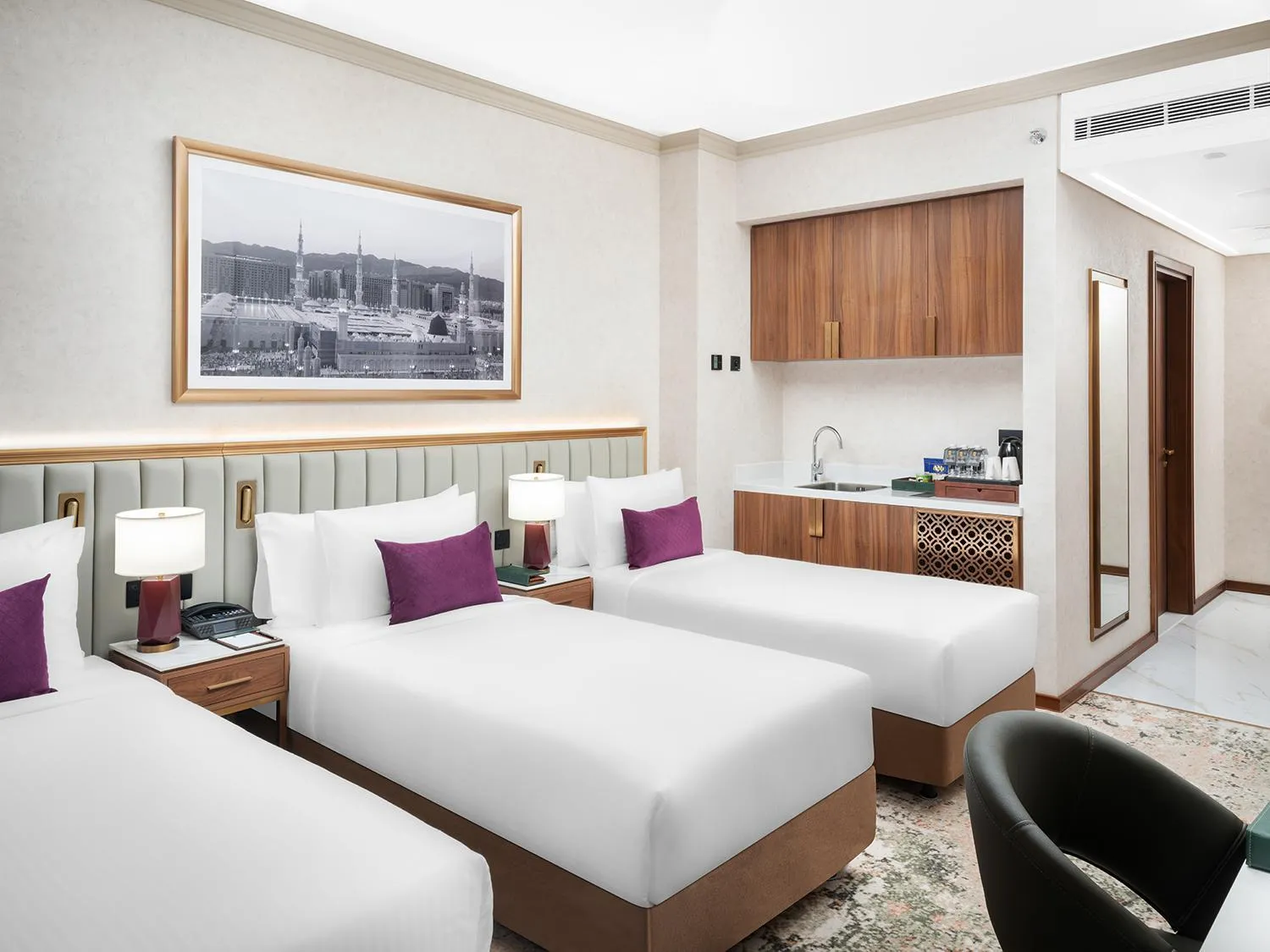 Bed in Elaf Taiba Hotel