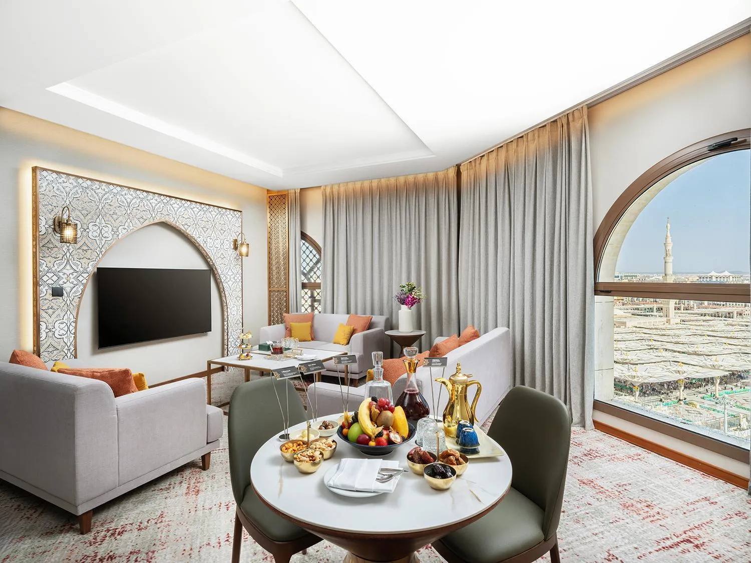 Dining area in Elaf Taiba Hotel