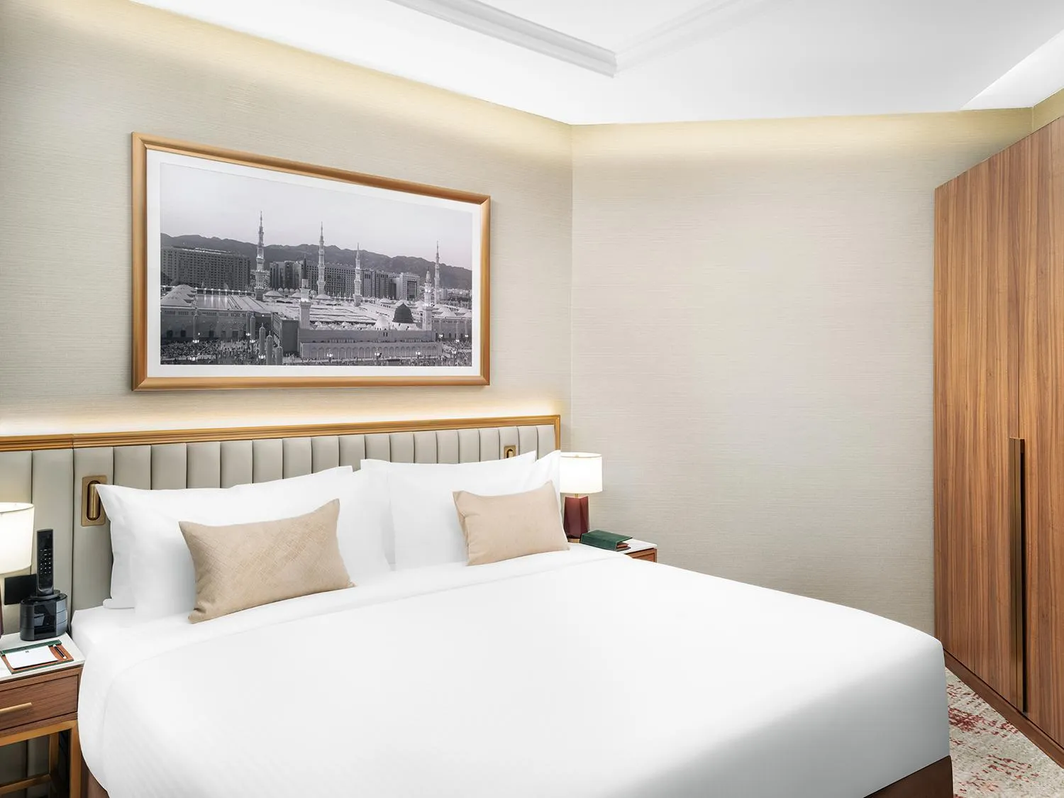 Bedroom, Bed in Elaf Taiba Hotel