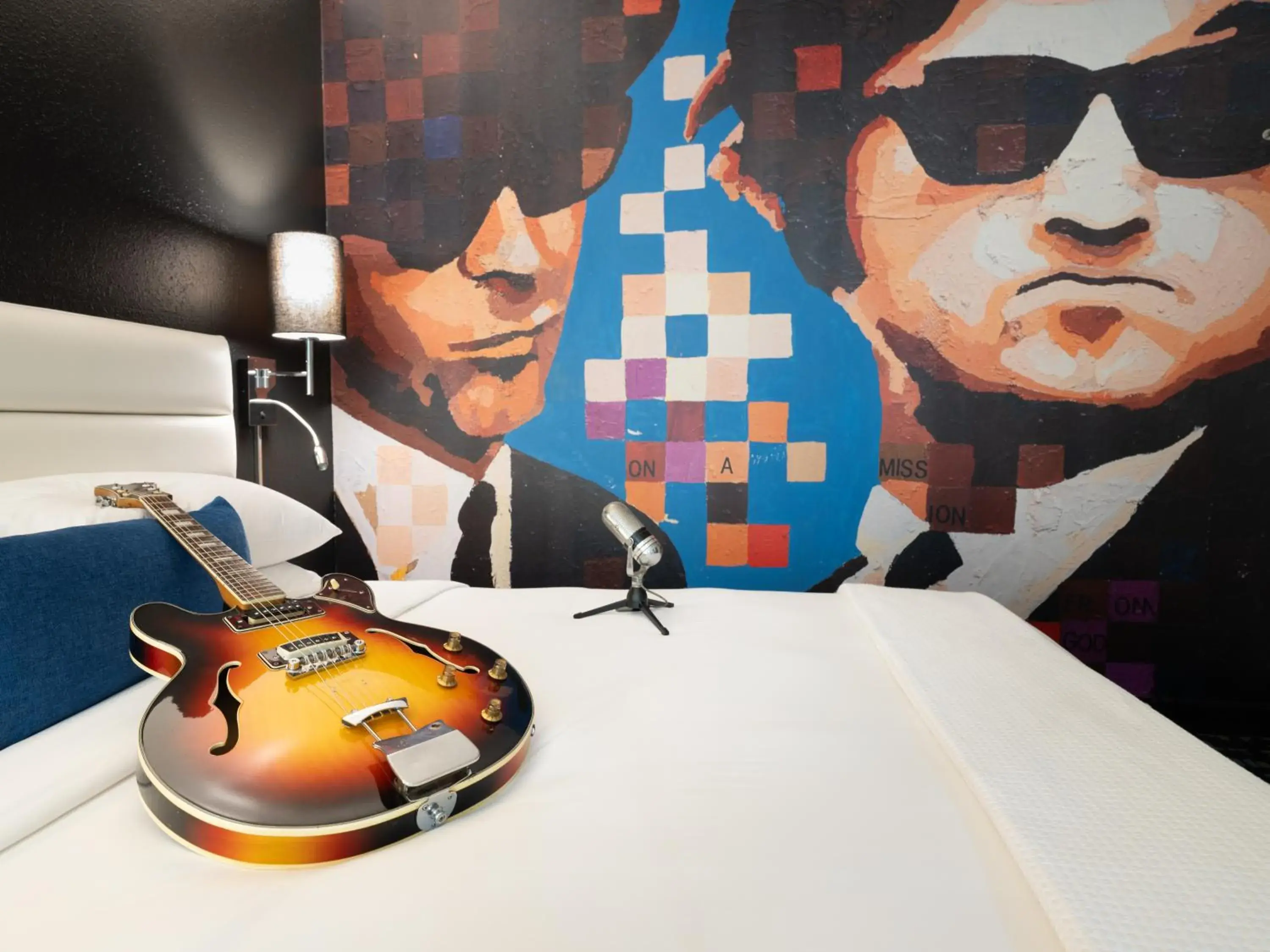 Bed in Jupiter Hotel Bed in Jupiter Hotel