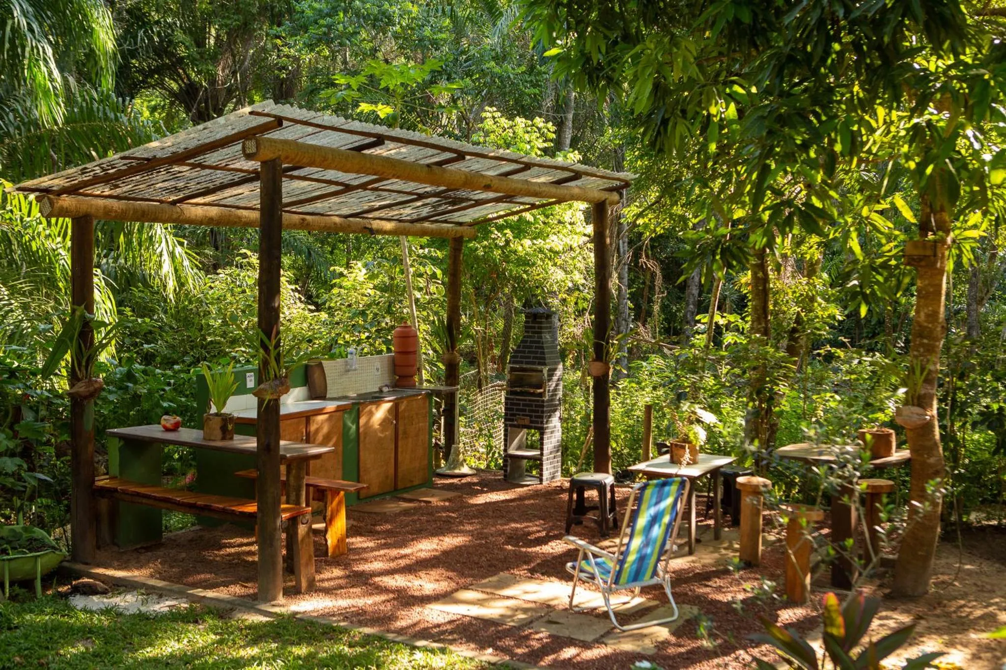 BBQ facilities in Recanto dos Pássaros Zen Apartamentos em meio de Natureza