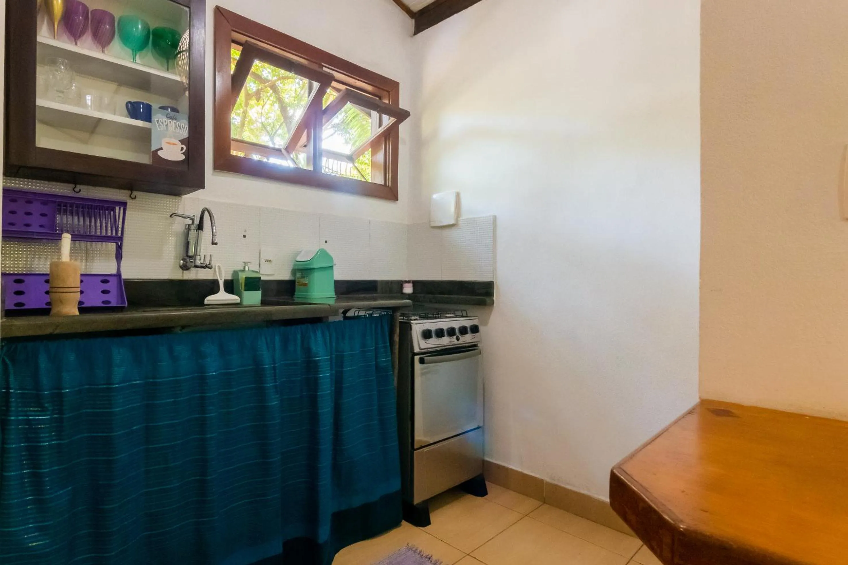 Kitchen or kitchenette in Recanto dos Pássaros Zen Apartamentos em meio de Natureza