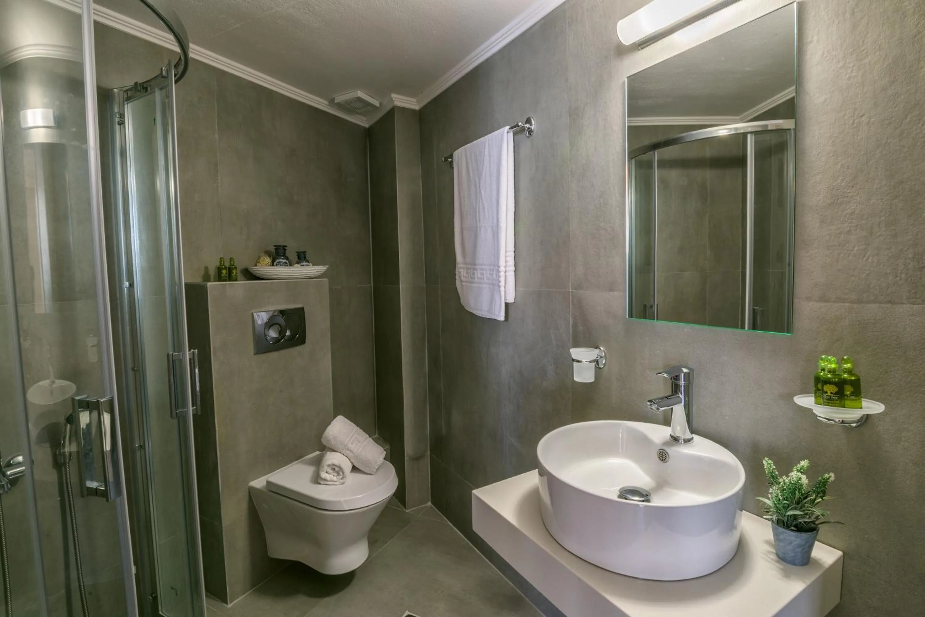 Bathroom in Aloe Apartments