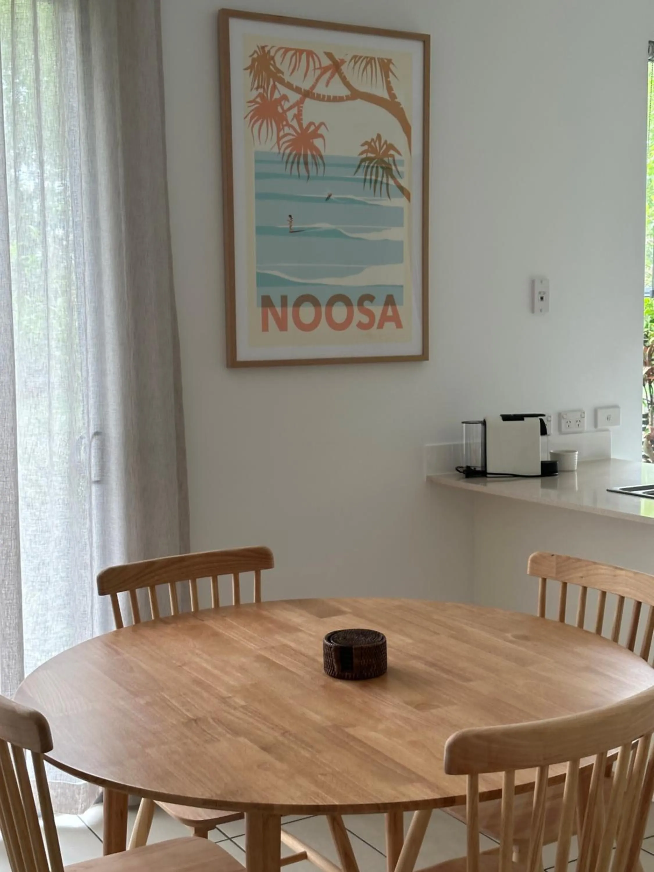 Dining area in Metzo Noosa Resort