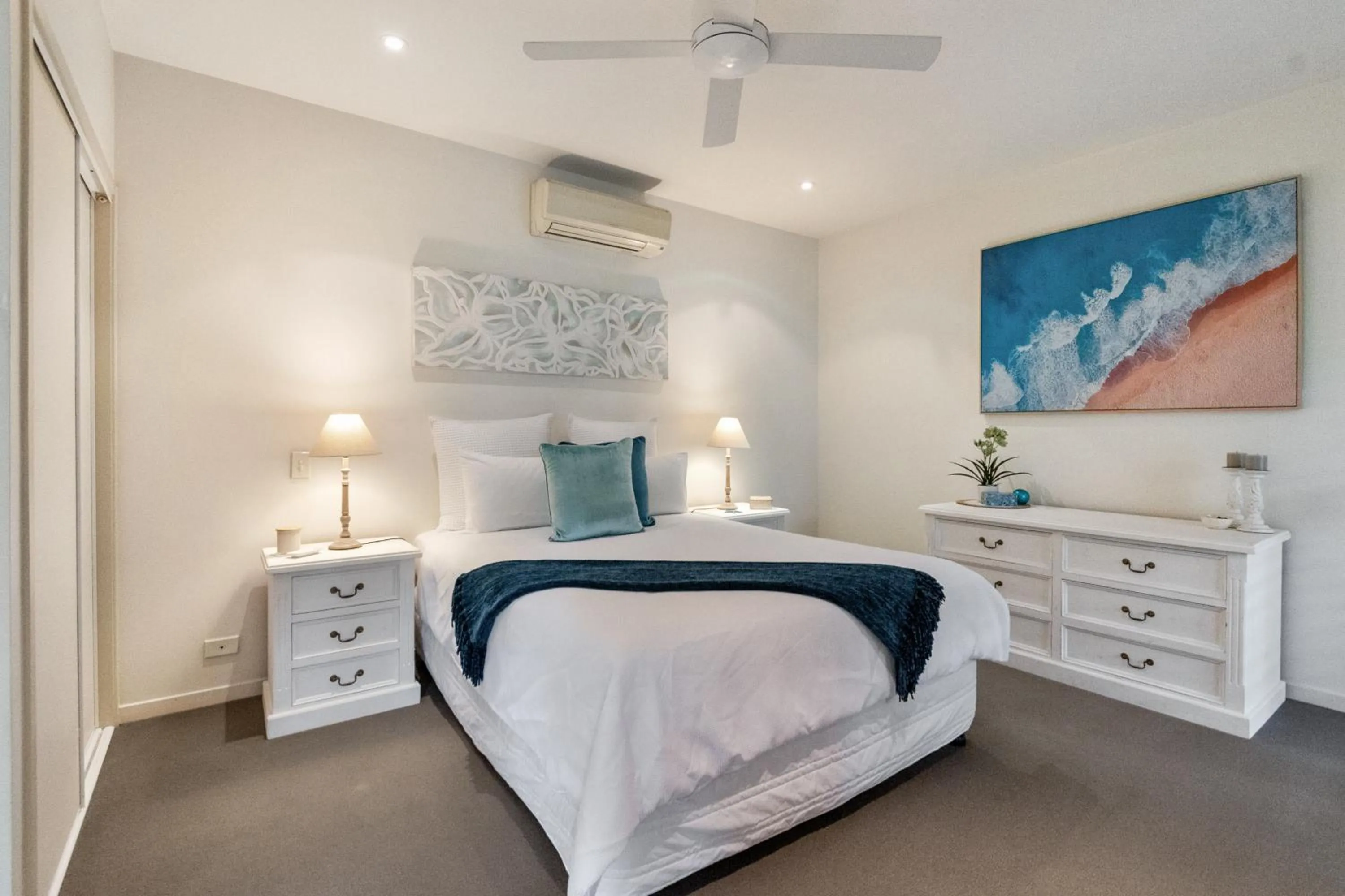 Bedroom, Bed in Metzo Noosa Resort