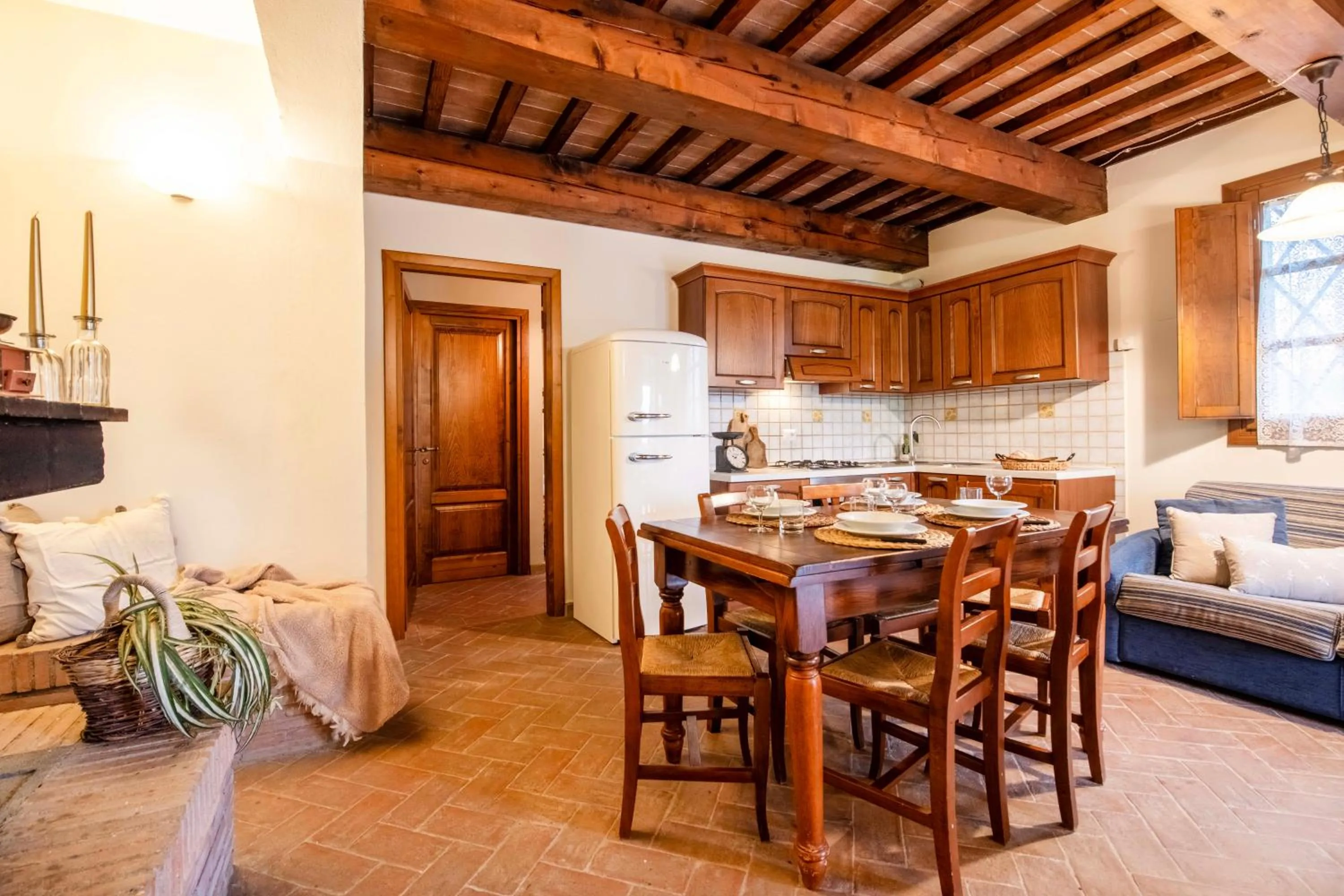 Kitchen or kitchenette, Bed in Castellare Di Tonda