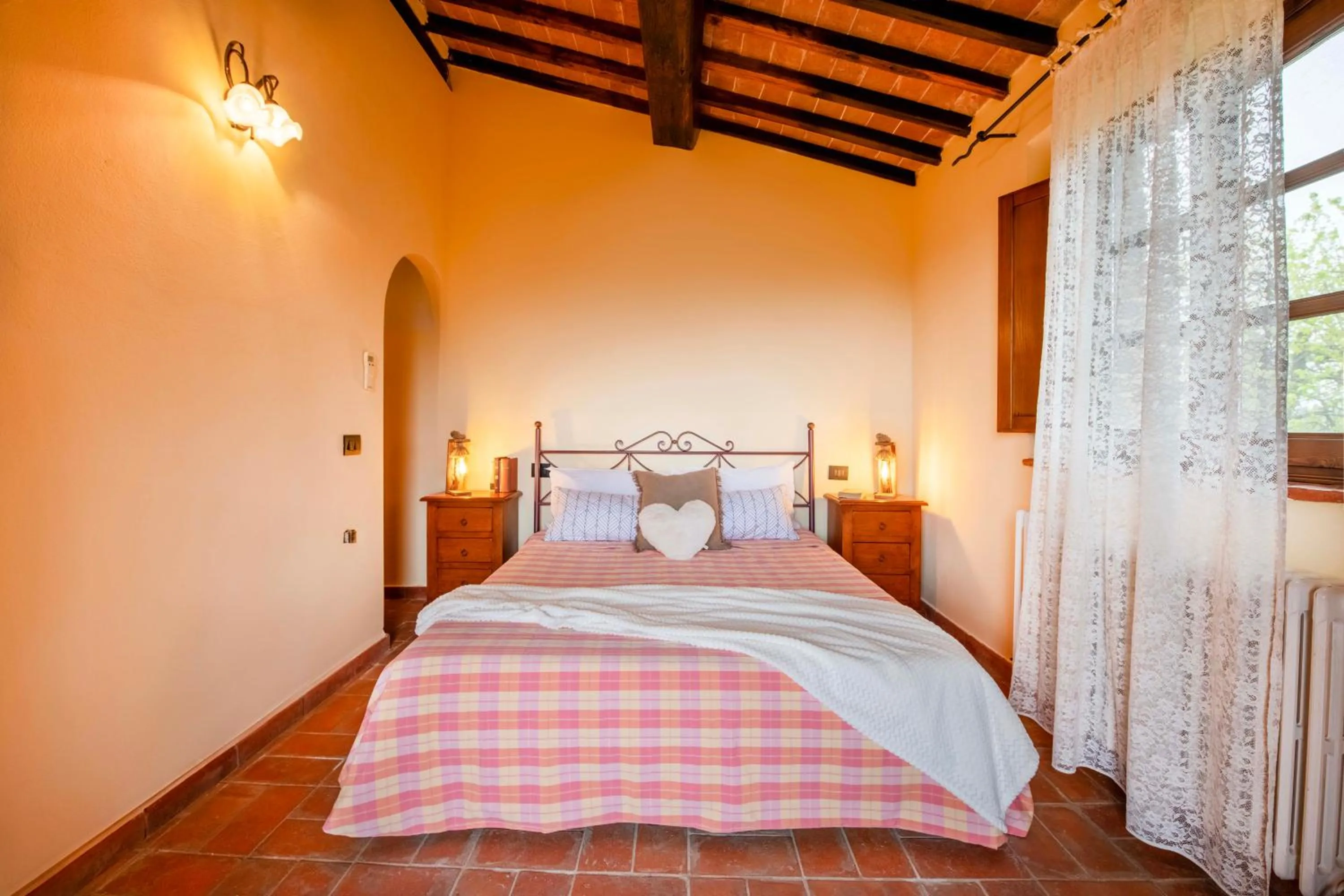 Bedroom, Bed in Castellare Di Tonda