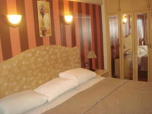 Bed in Oasis Hotel Heliopolis