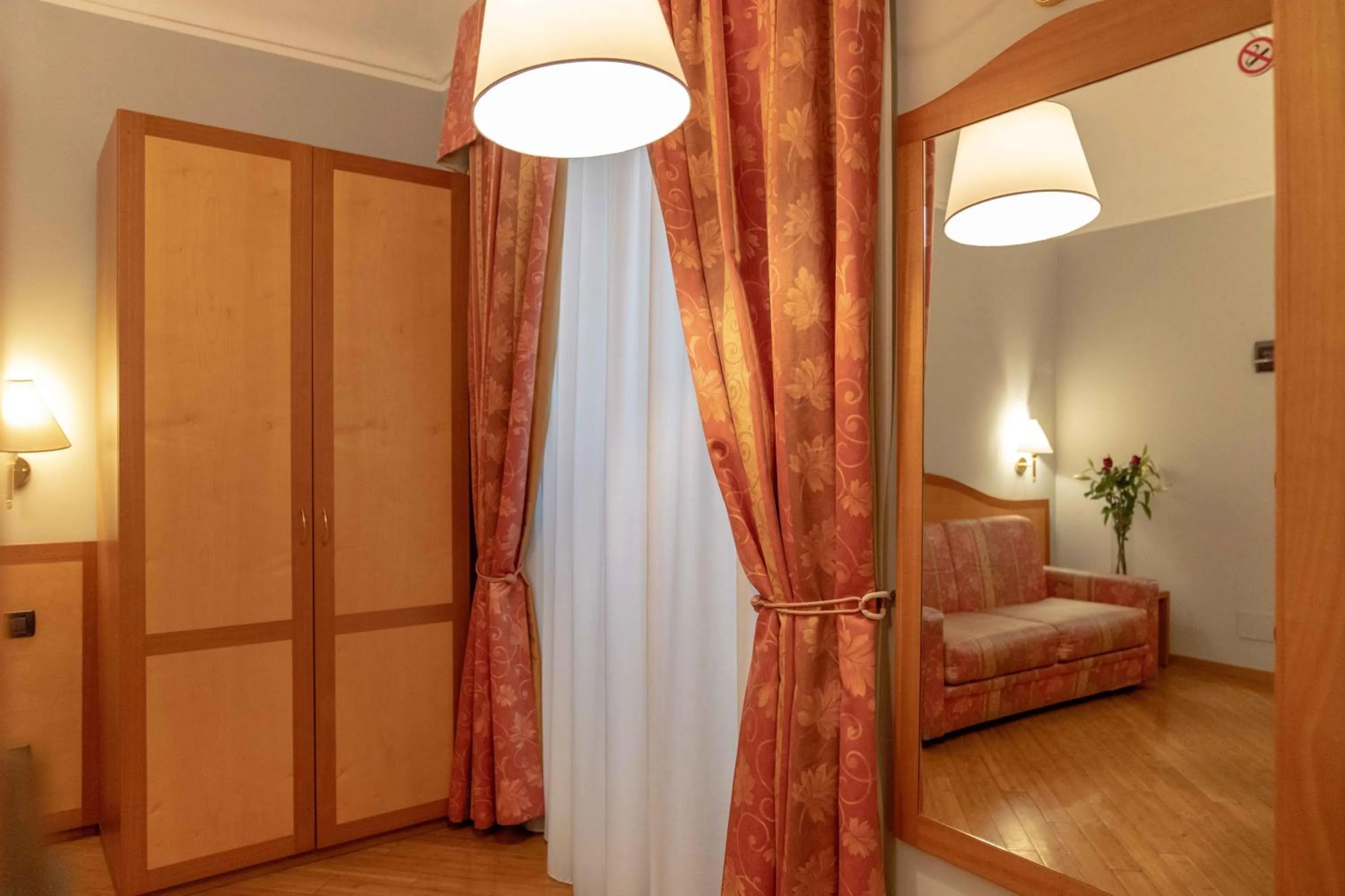 Photo of the whole room, Bed in Hotel Bologna