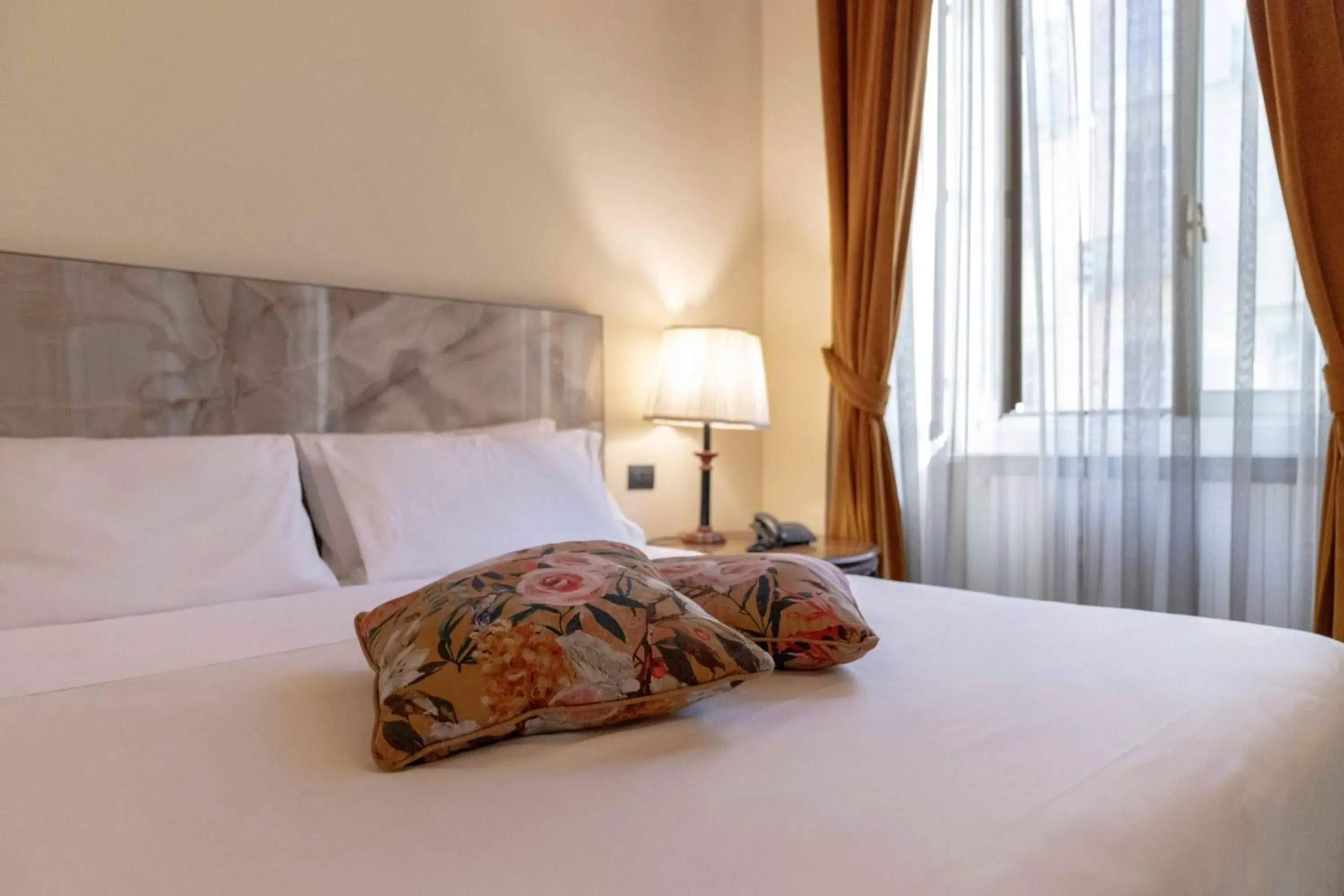 Bed in Hotel Bologna Bed in Hotel Bologna