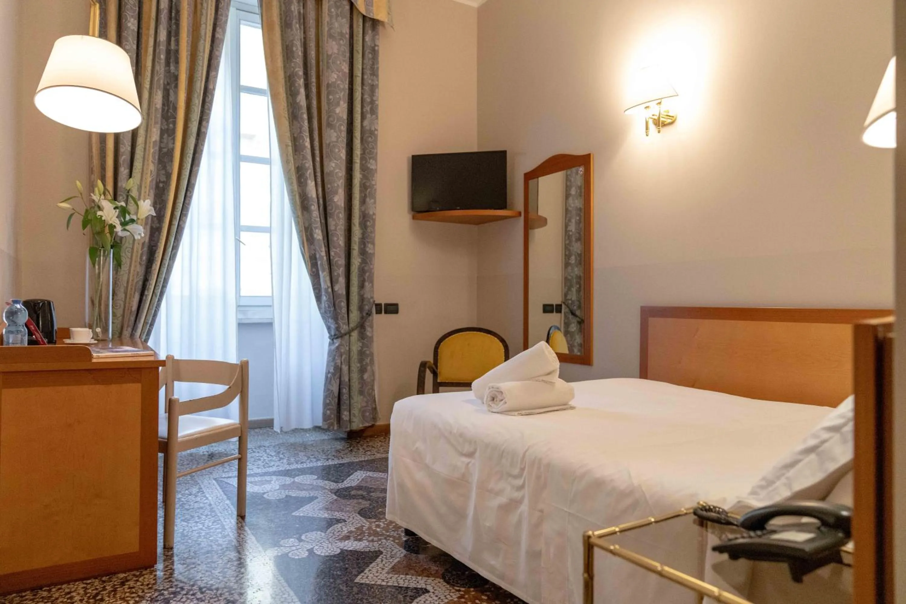 Bed in Hotel Bologna