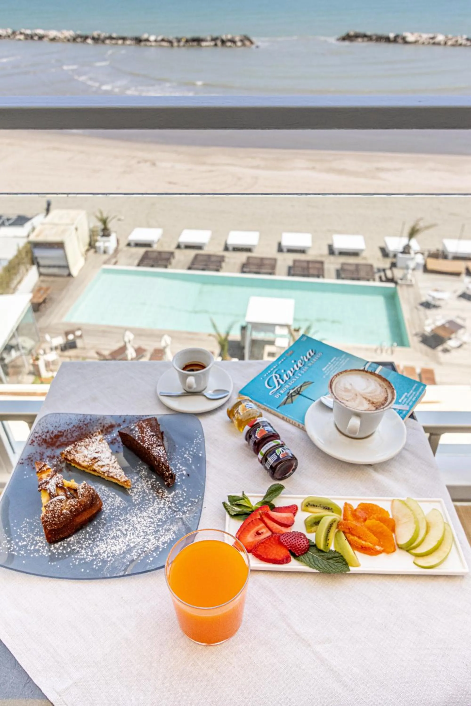 Breakfast in Vistamare Suite