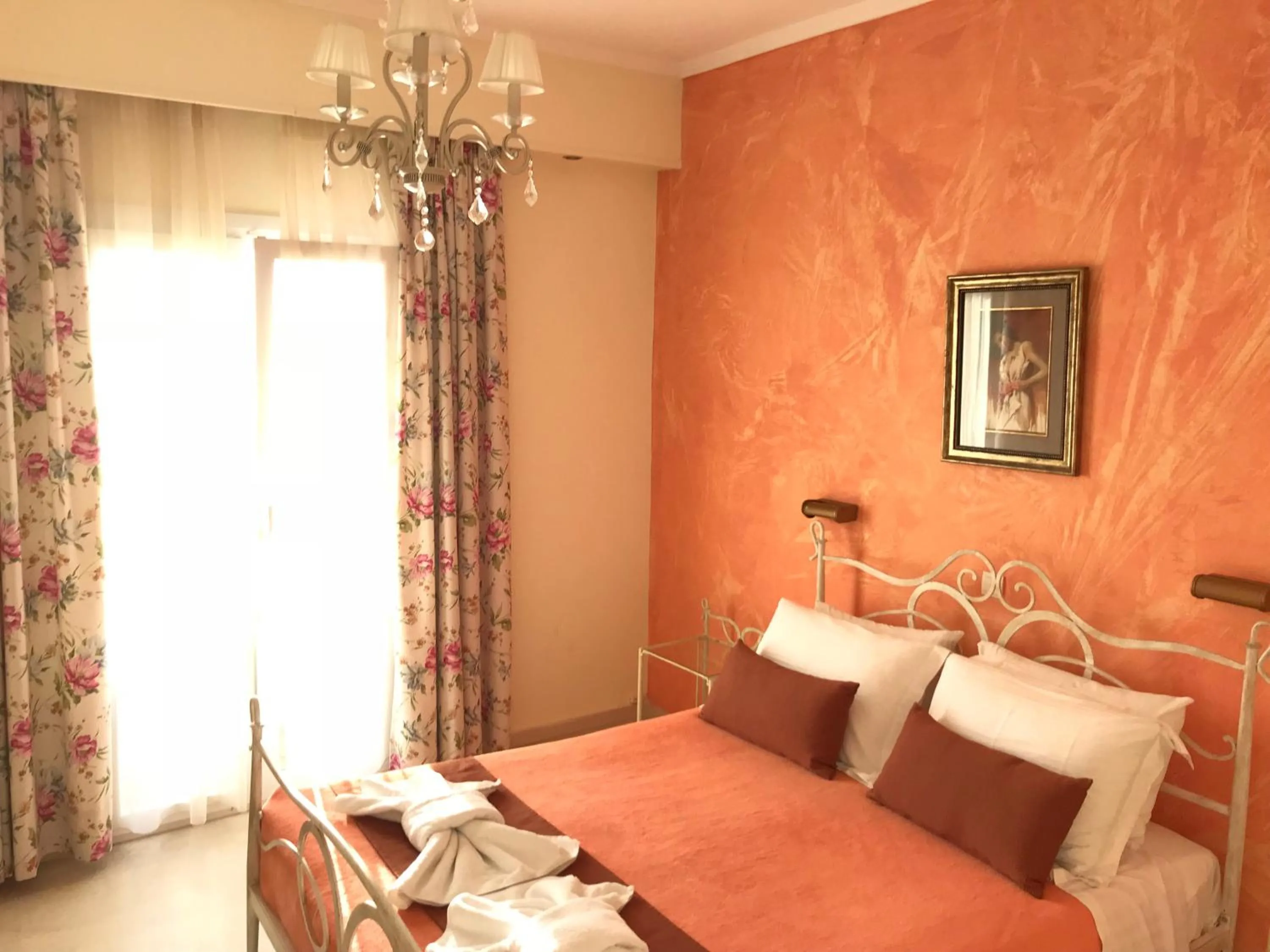 Bed in Agios Gordios Stevens on the hill