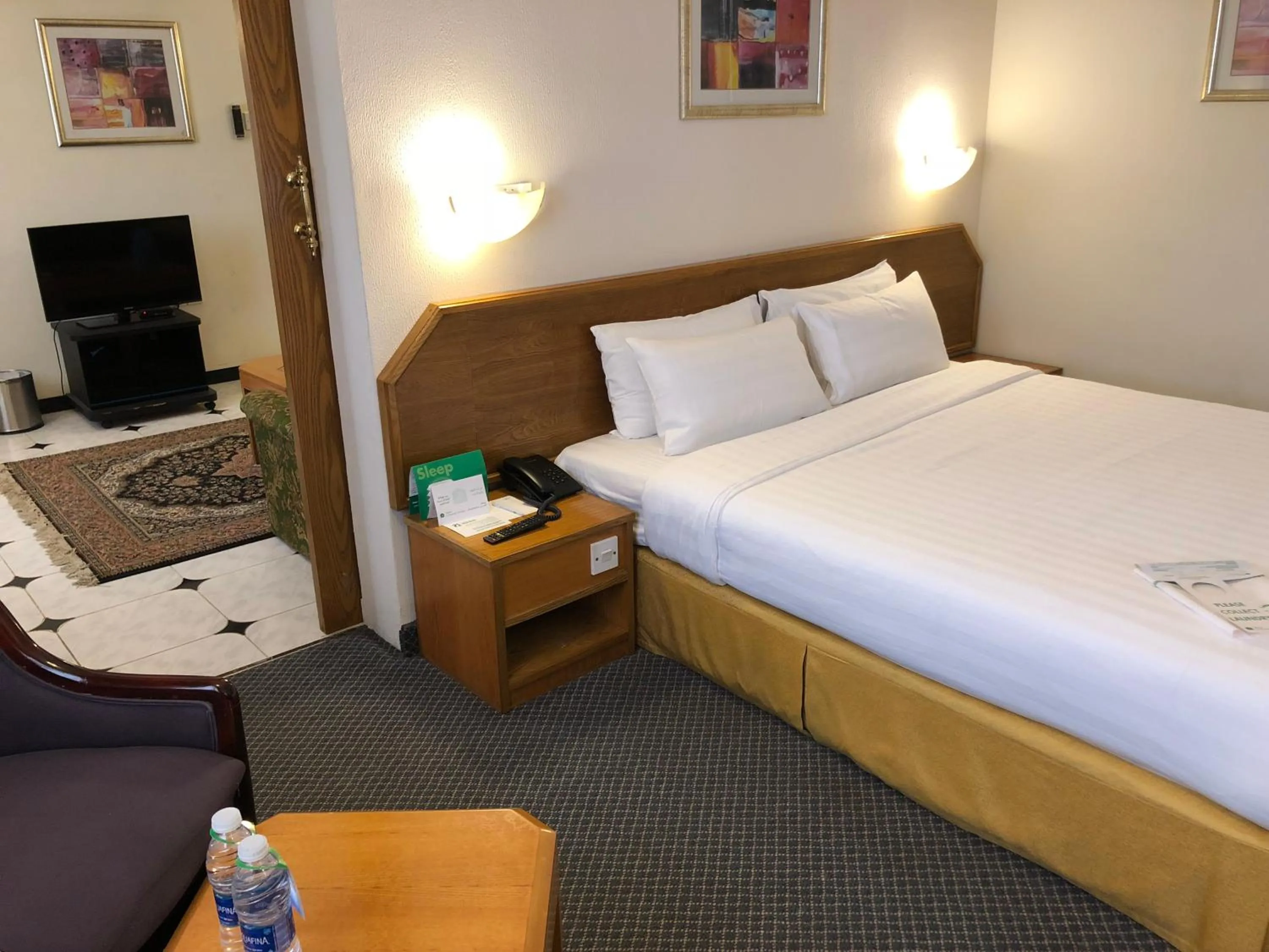 Bed in Hotel Al Madinah Holiday