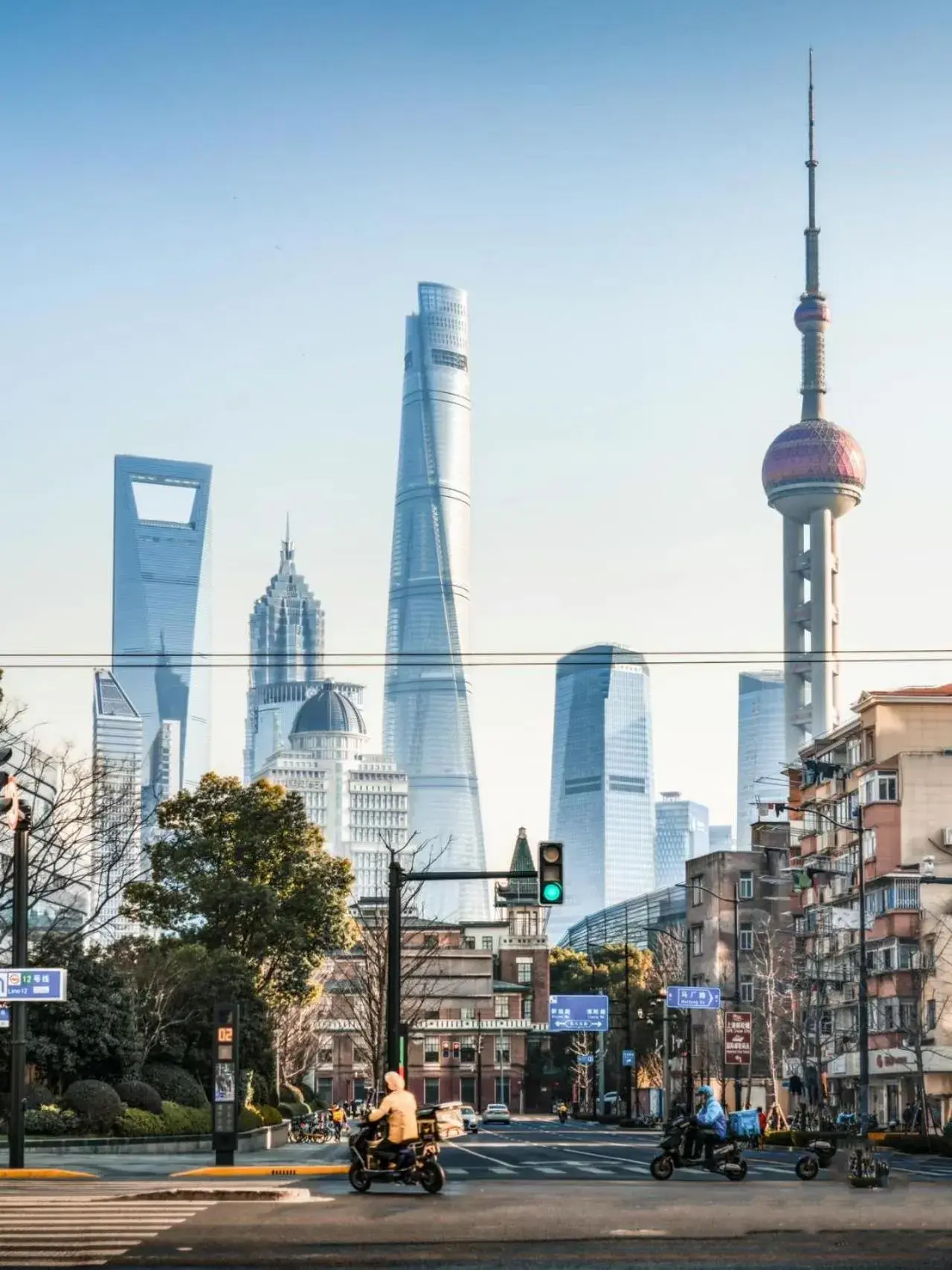 City view in Dayin International Youth Hostel - Oriental Pearl & Lujiazui City view in Dayin International Youth Hostel - Oriental Pearl & Lujiazui