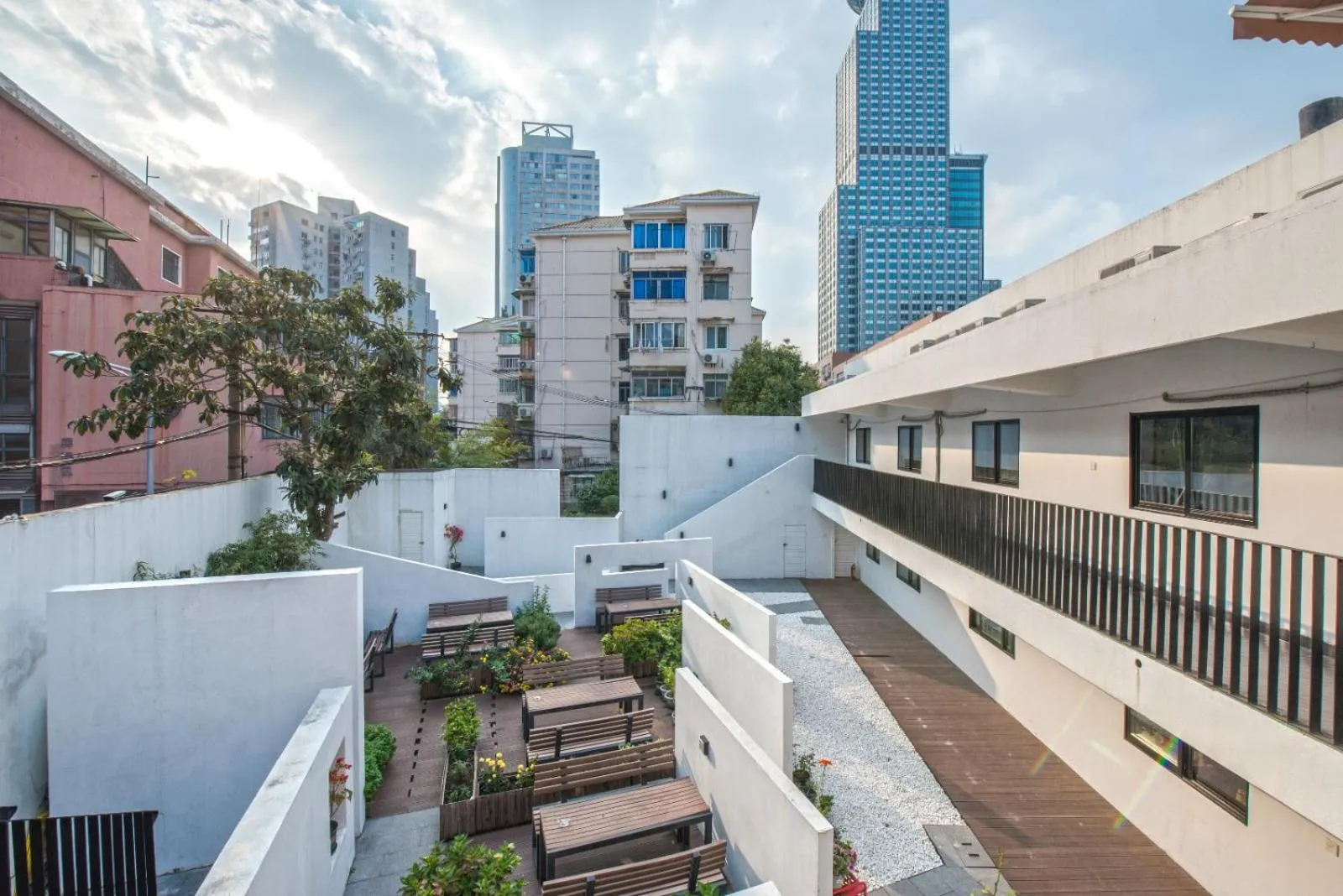 Facade/entrance in Dayin International Youth Hostel - Oriental Pearl & Lujiazui
