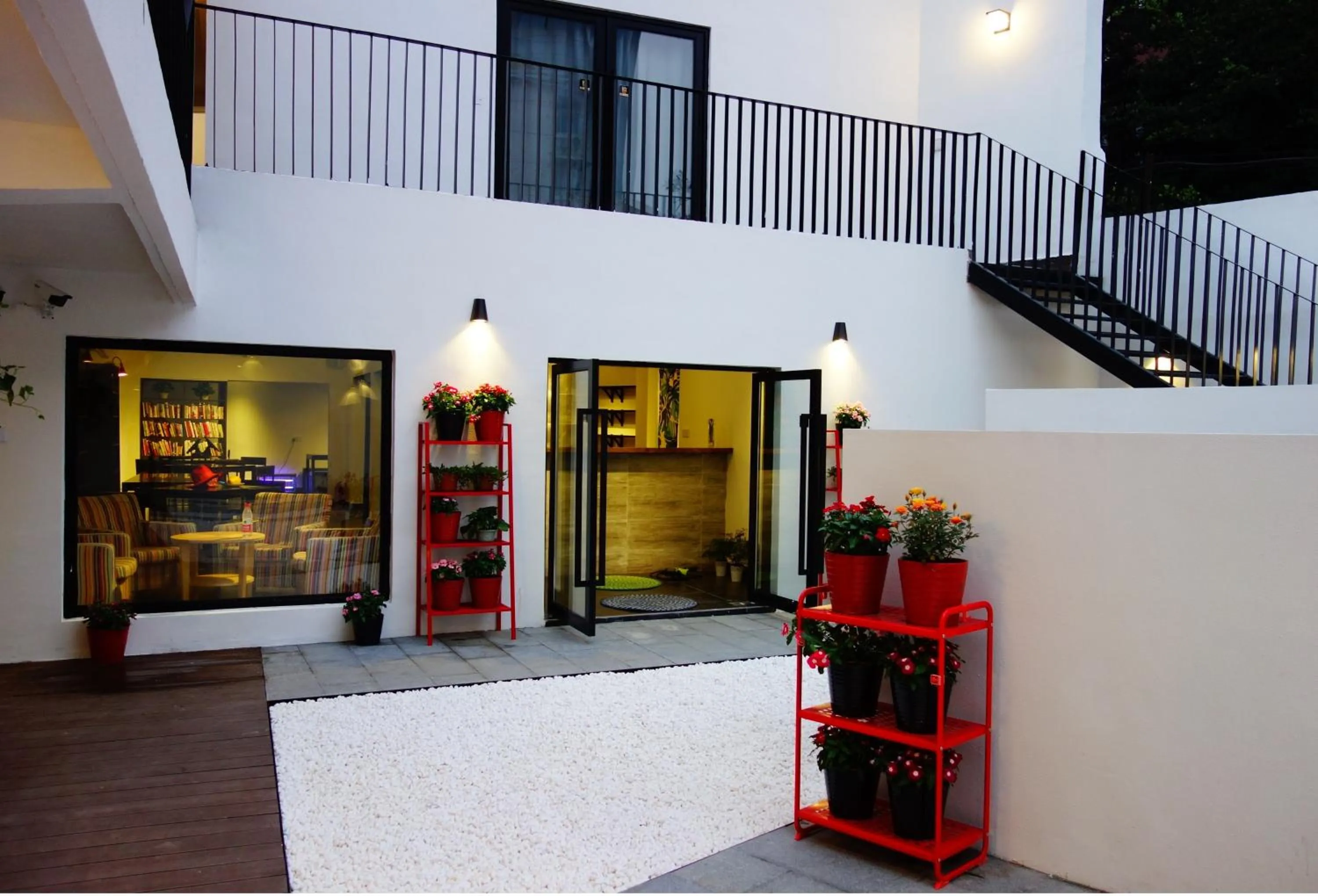 View (from property/room) in Dayin International Youth Hostel - Oriental Pearl & Lujiazui