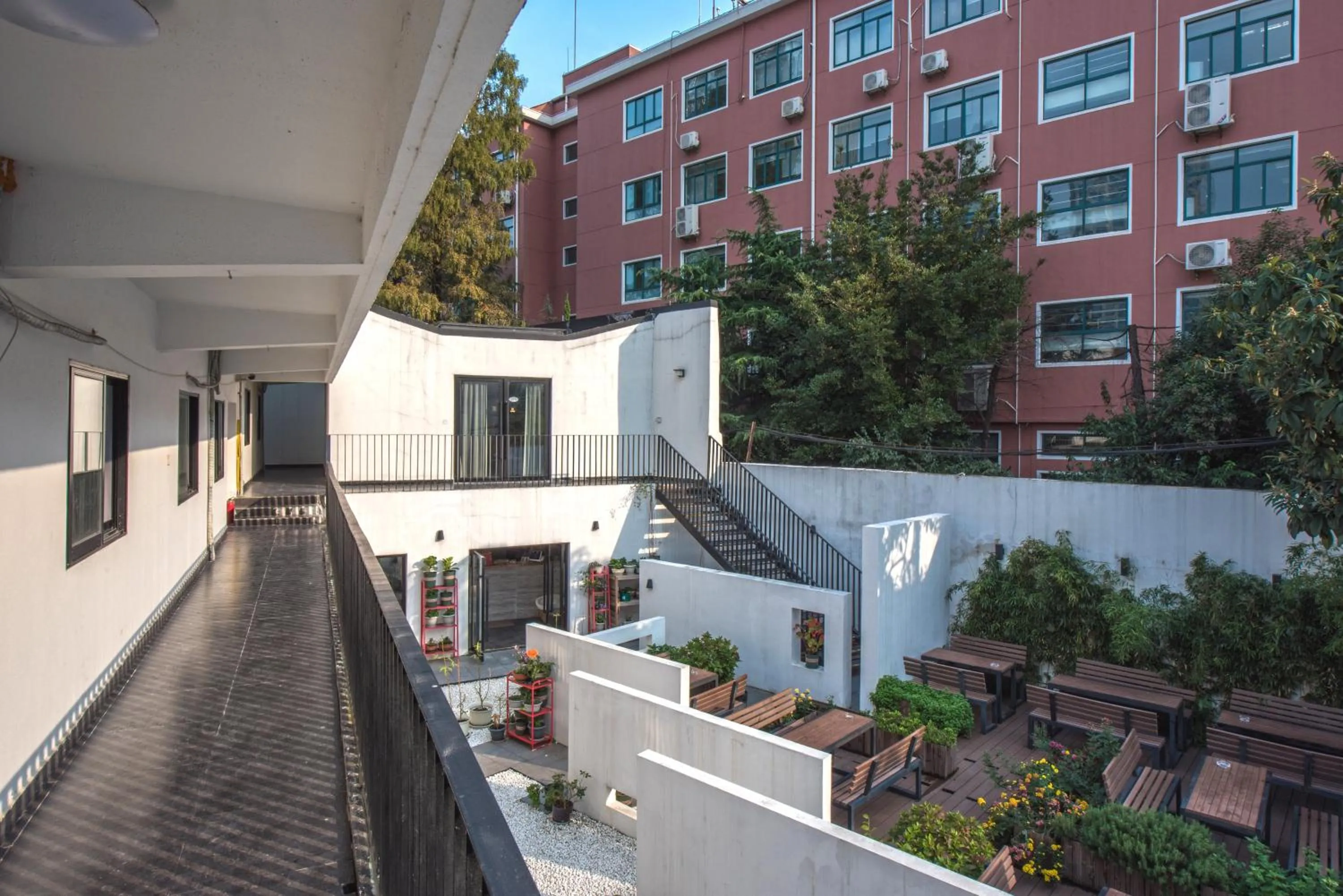 Balcony/Terrace in Dayin International Youth Hostel - Oriental Pearl & Lujiazui