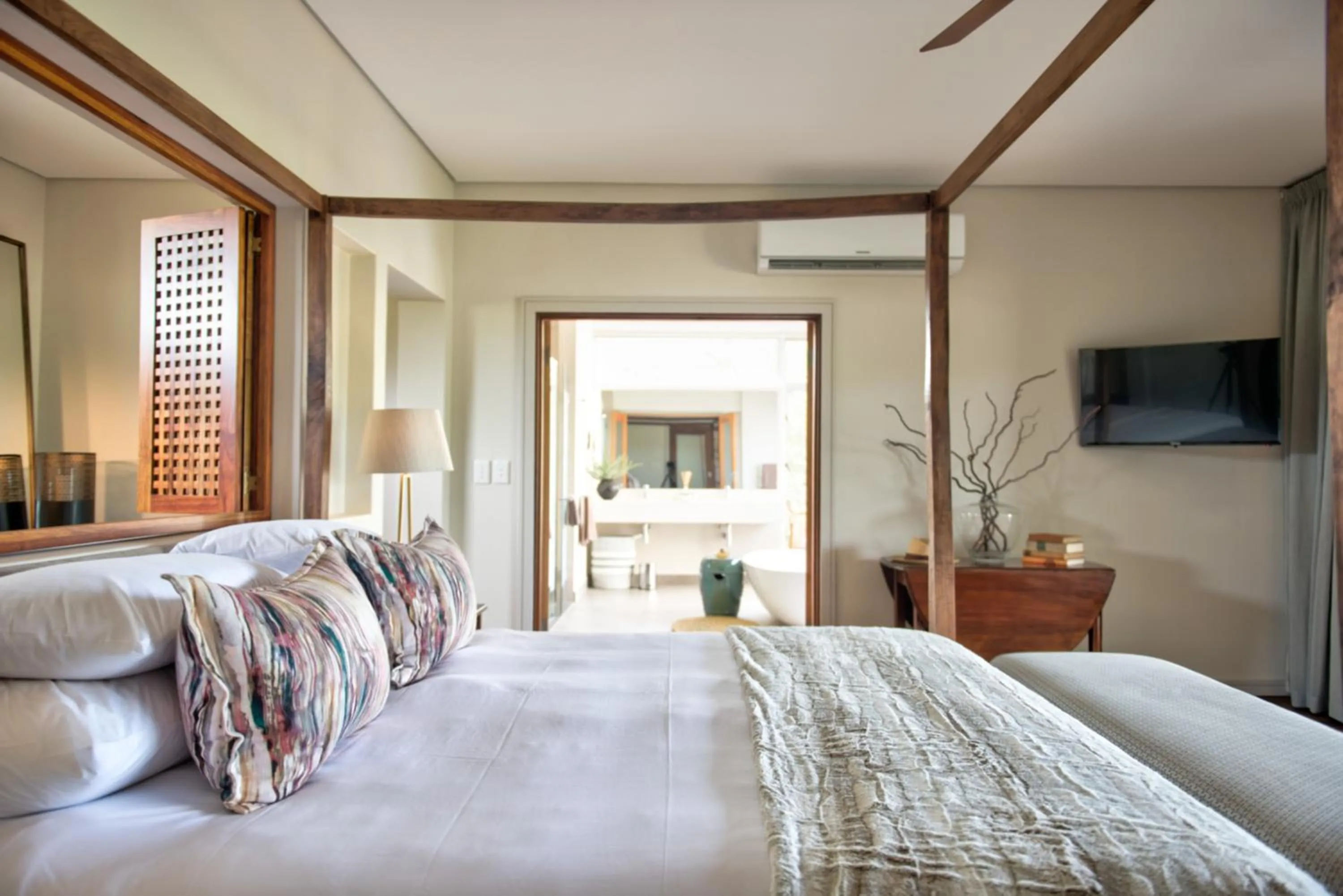 Bedroom, Bed in Ghost Mountain Inn