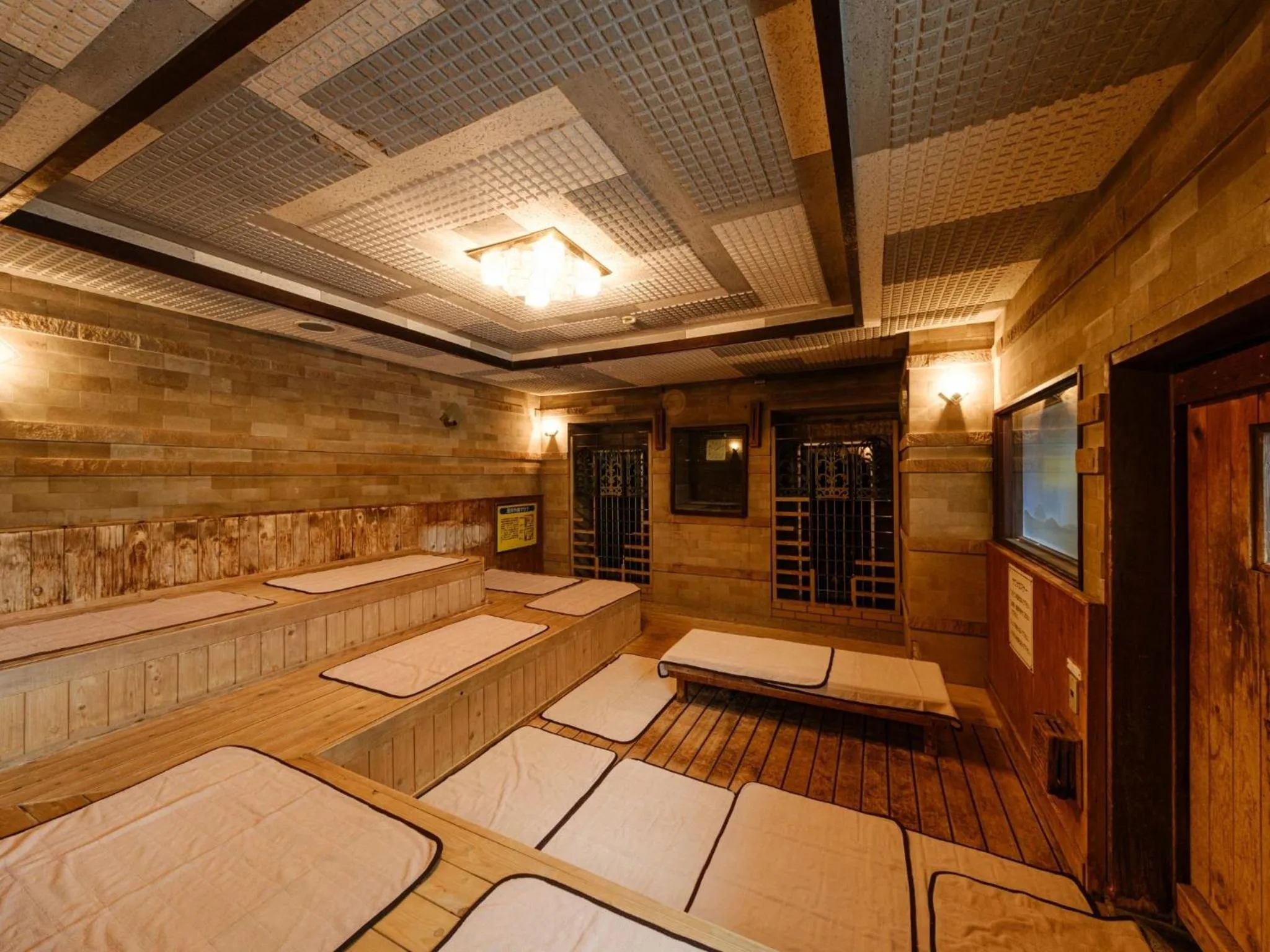 Sauna, Bed in Sagayamato Onsen Hotel Amandi