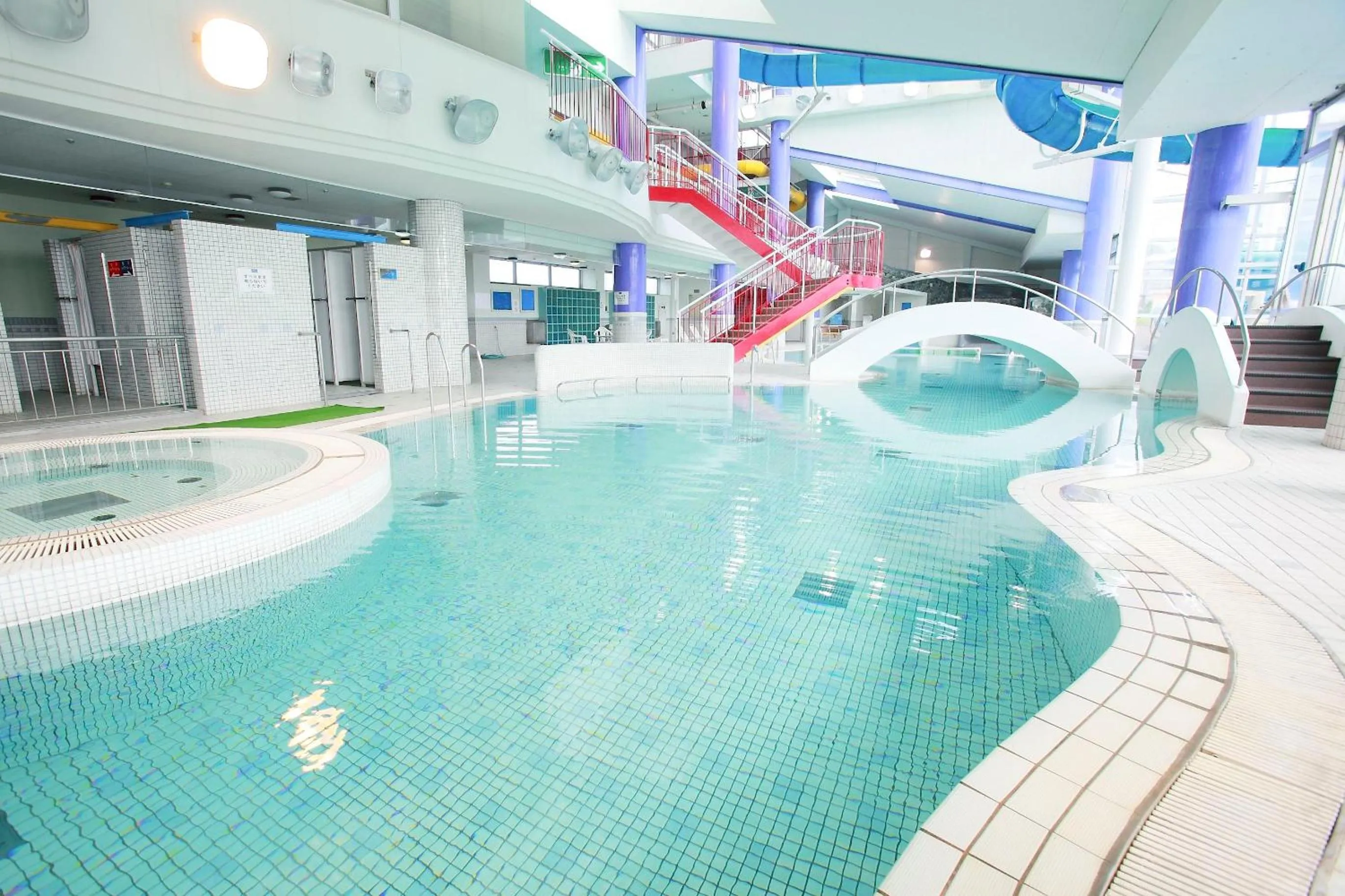 Swimming pool in Sagayamato Onsen Hotel Amandi