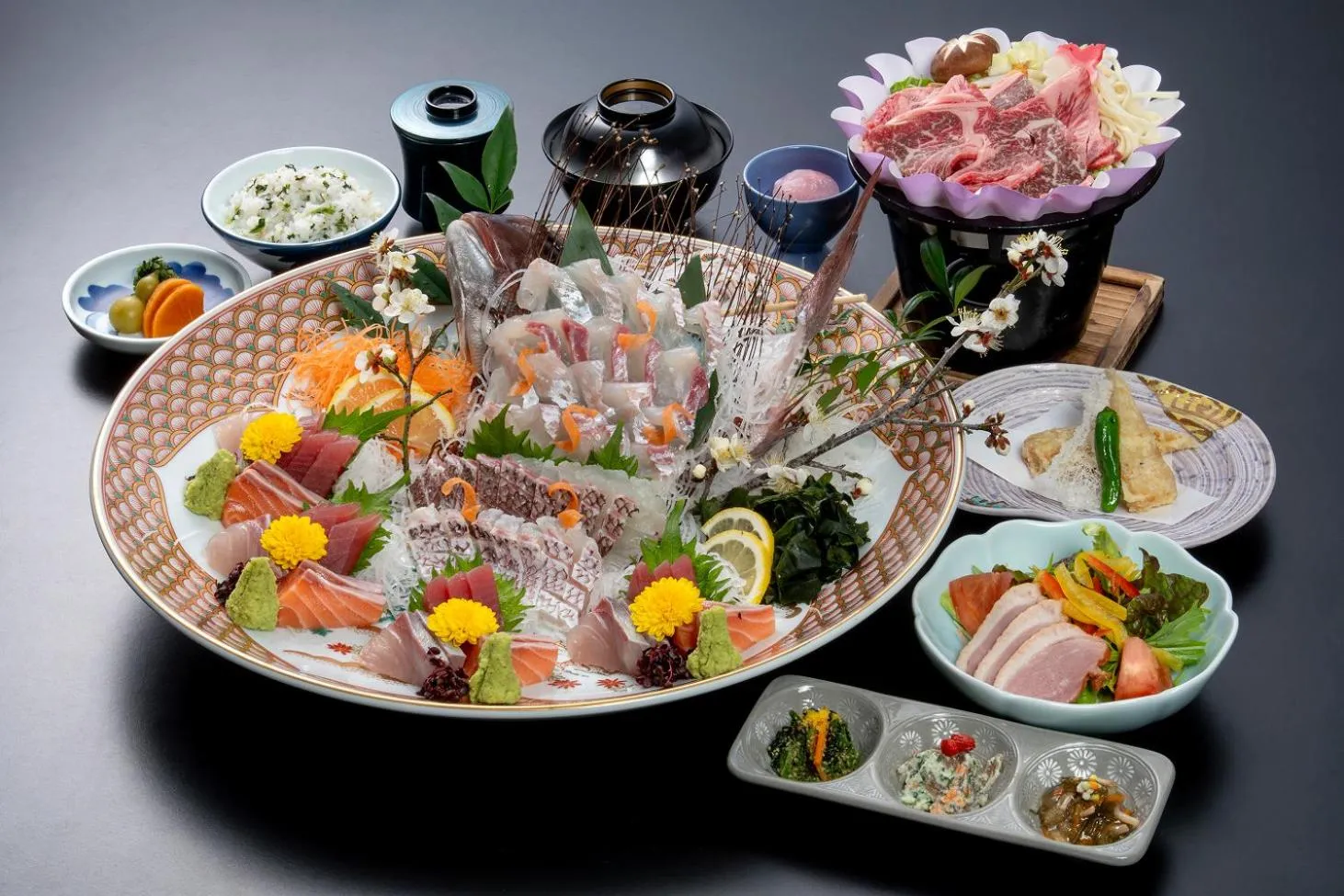 Dinner in Sagayamato Onsen Hotel Amandi