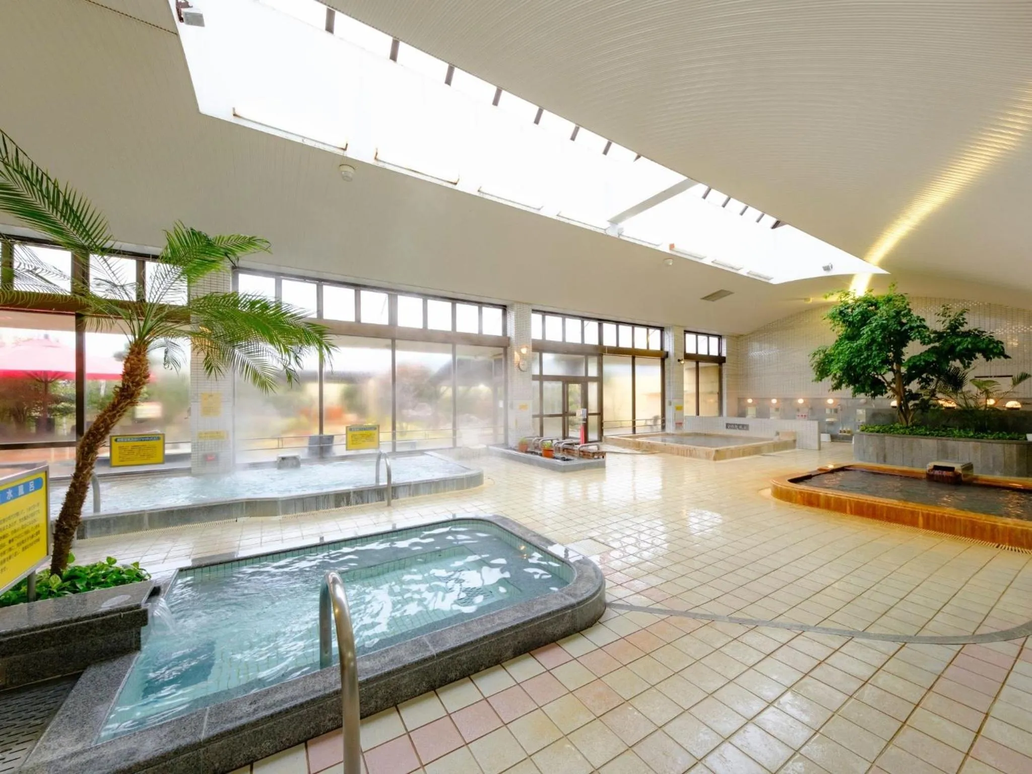 Public Bath in Sagayamato Onsen Hotel Amandi