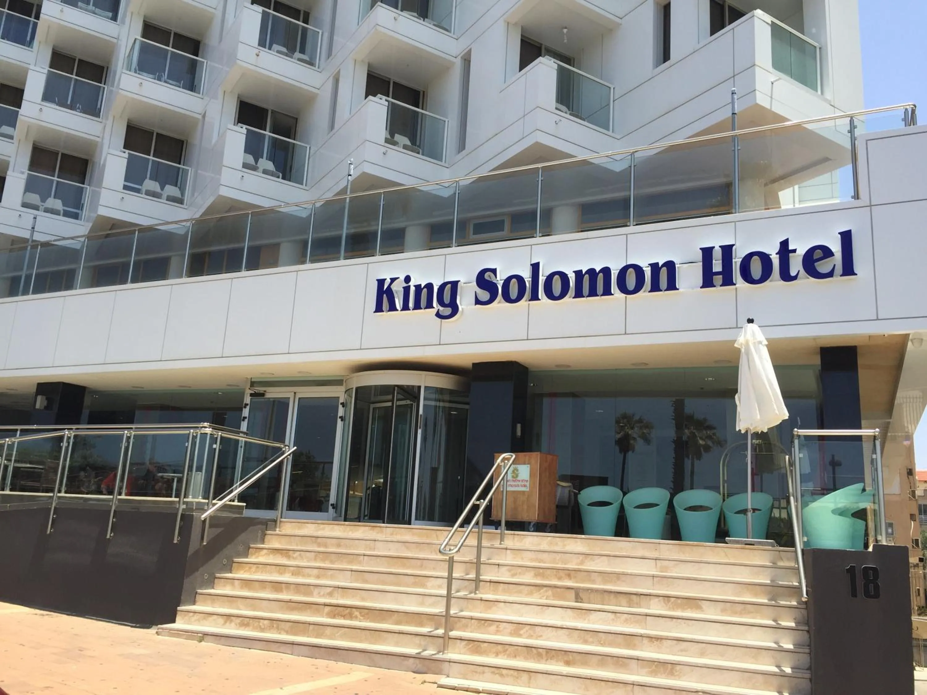 Facade/entrance in King Solomon Hotel
