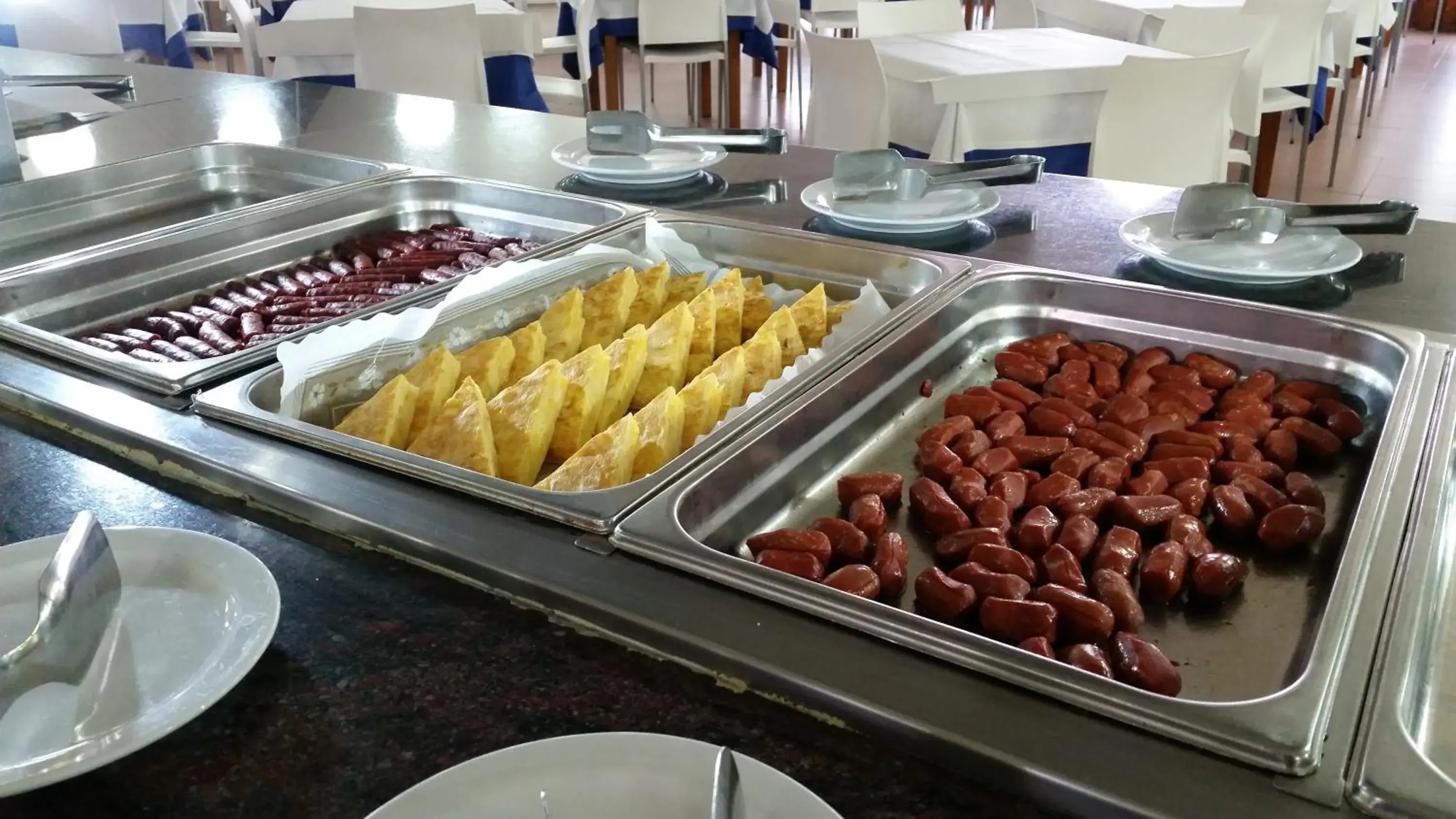 Buffet breakfast in Apartamentos Complejo Eurhostal Buffet breakfast in Apartamentos Complejo Eurhostal