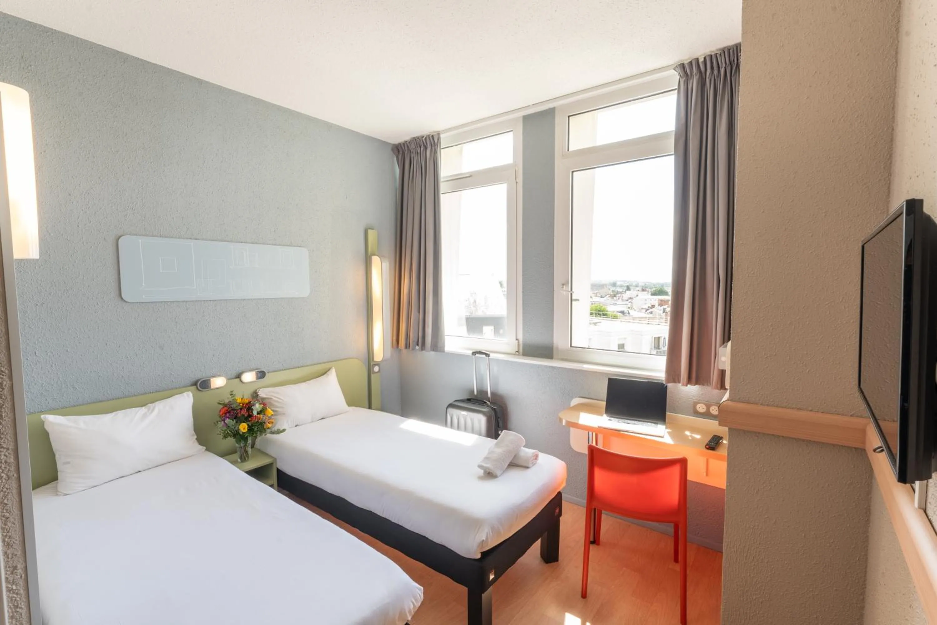 Bed in ibis budget Le Mans Centre