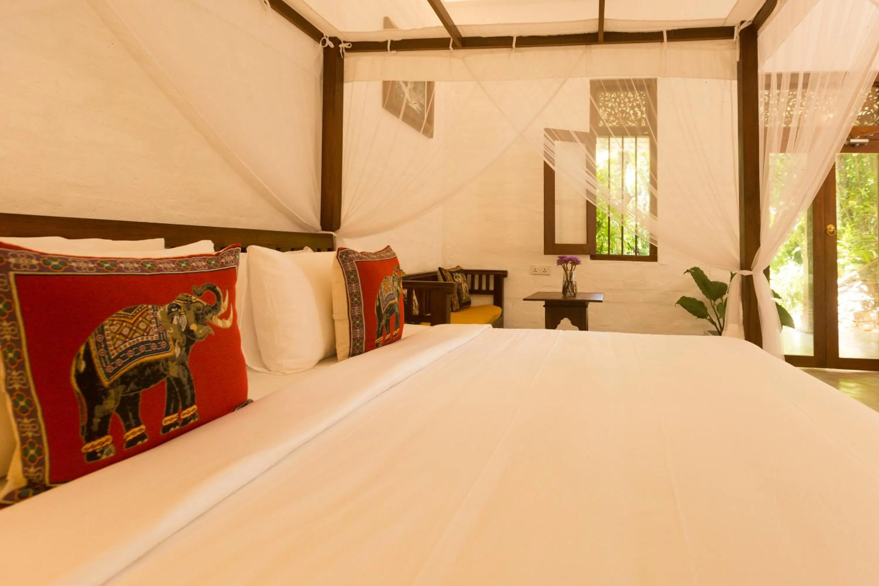 Bed in Ceylon Olive Galle