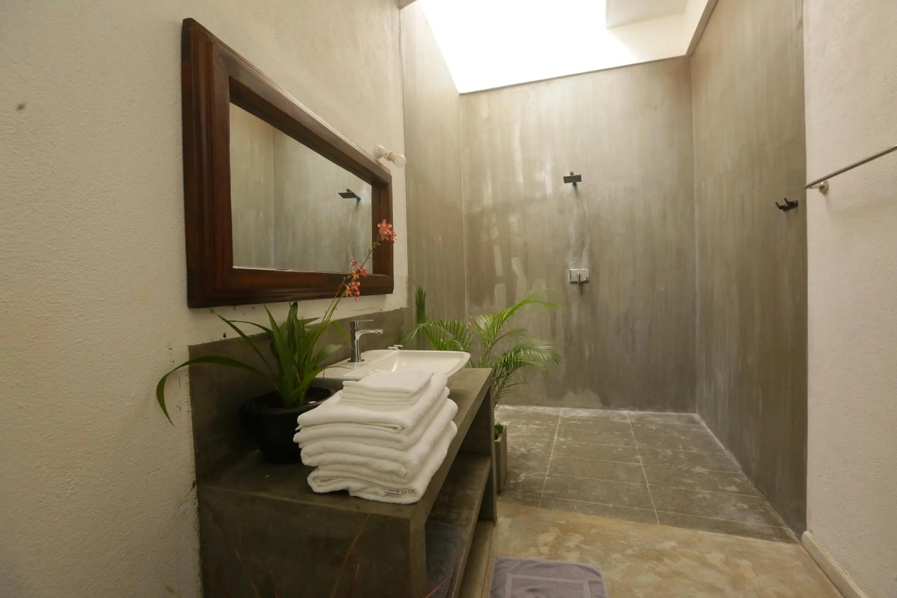 Bathroom in Ceylon Olive Galle