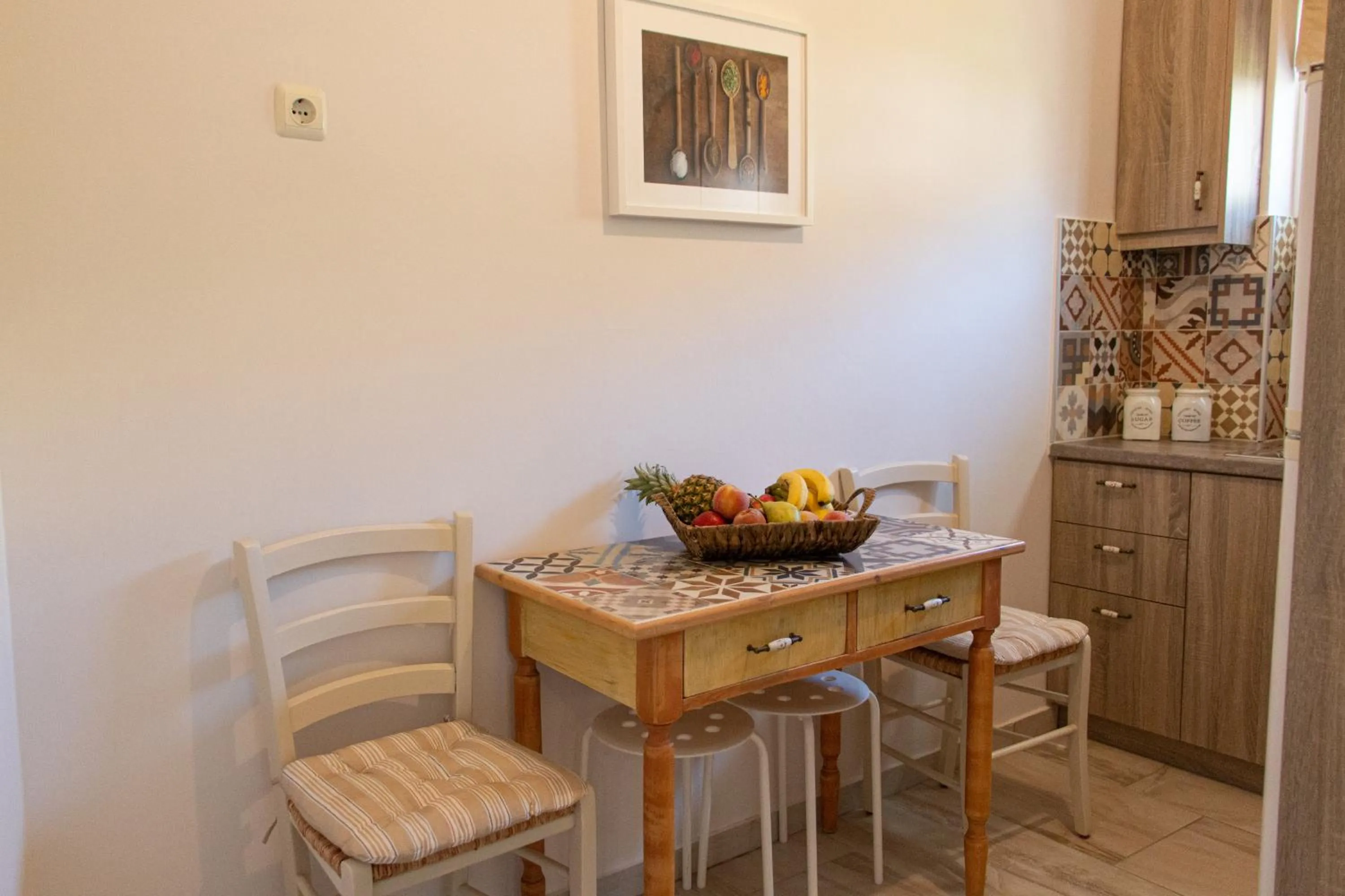 Dining area in Helen Hotel
