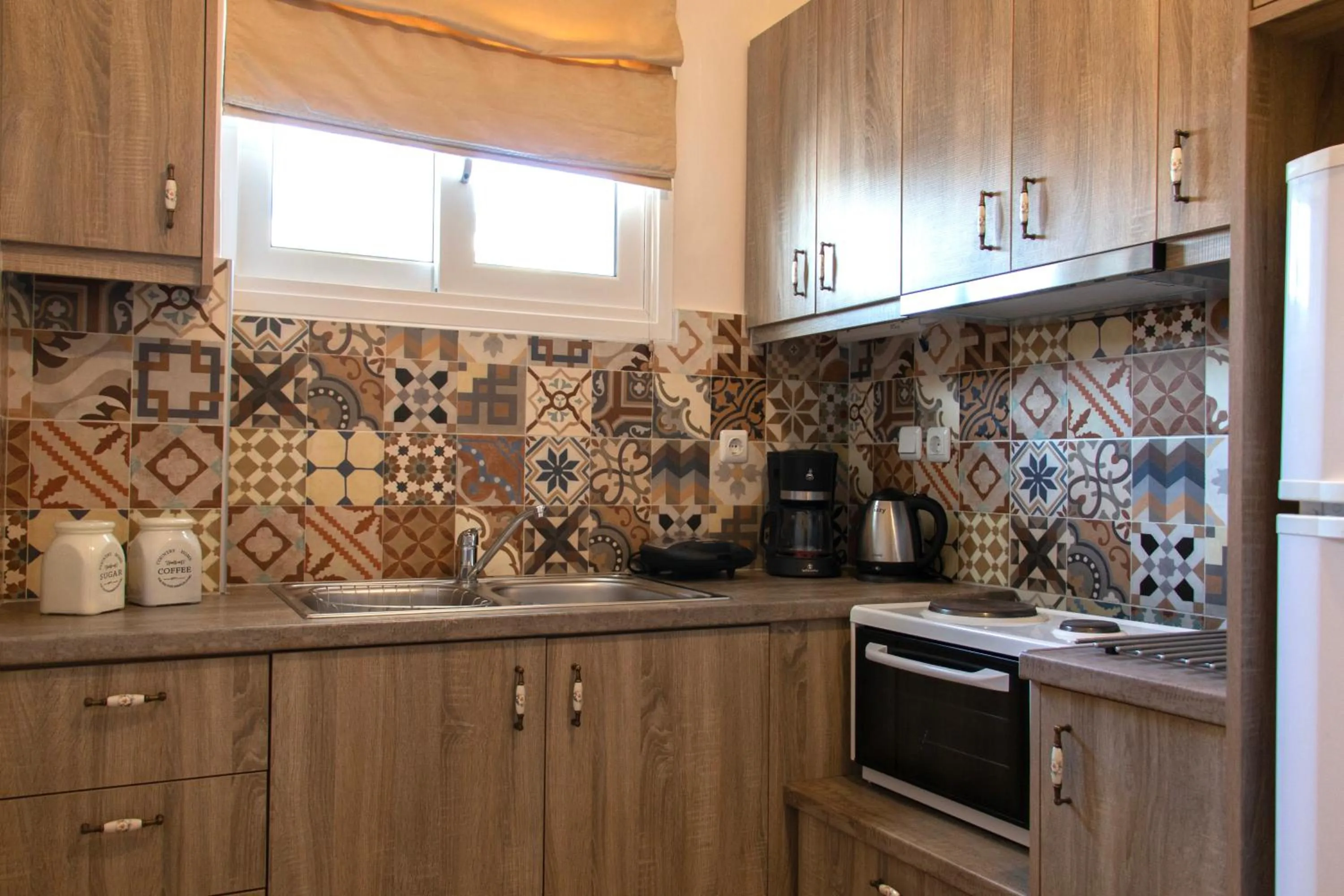 kitchen in Helen Hotel