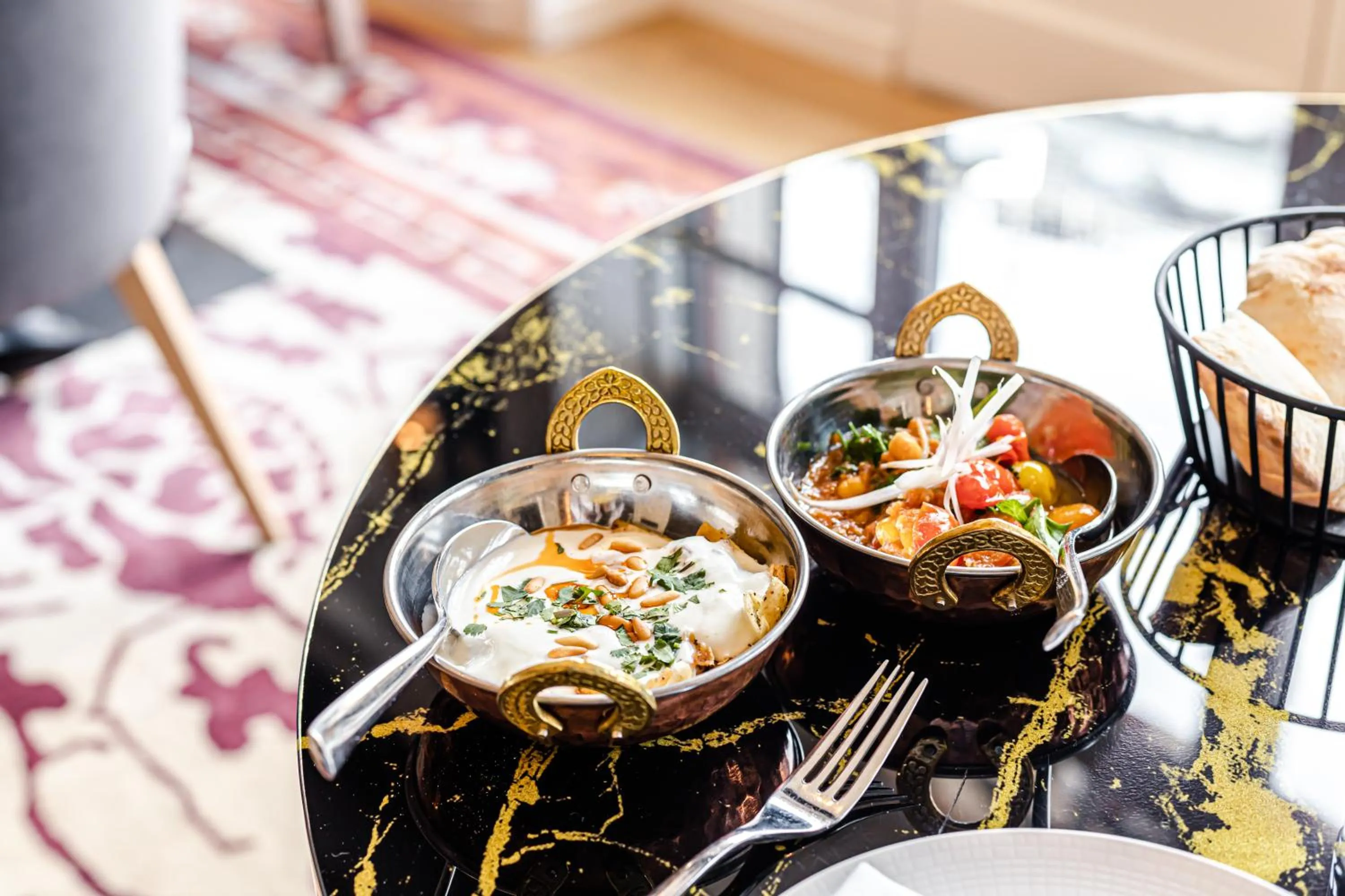 Restaurant/places to eat in Hôtel Longemalle