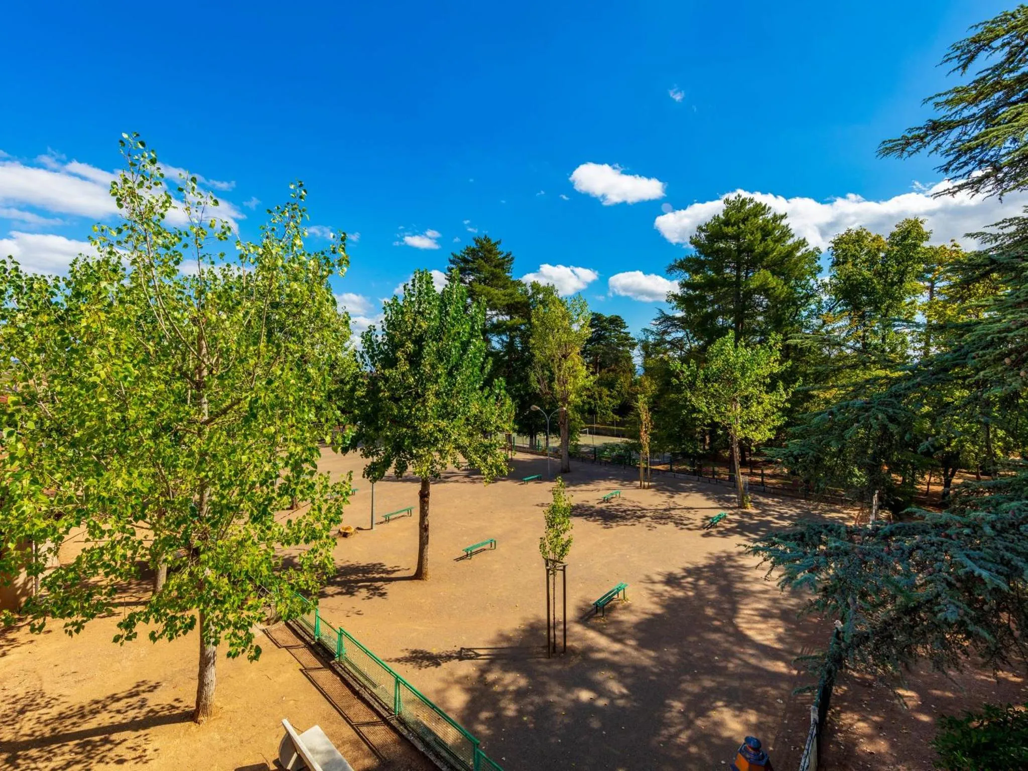 Activities in Logis Hotel Noemys Morgon