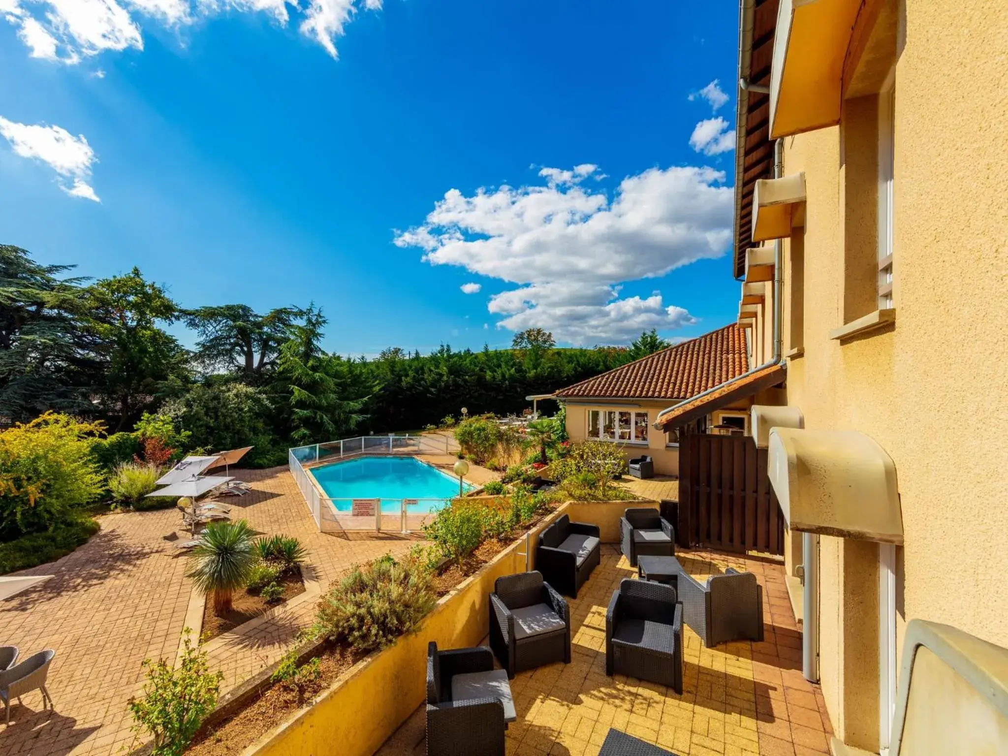 Property building in Logis Hotel Noemys Morgon Property building in Logis Hotel Noemys Morgon