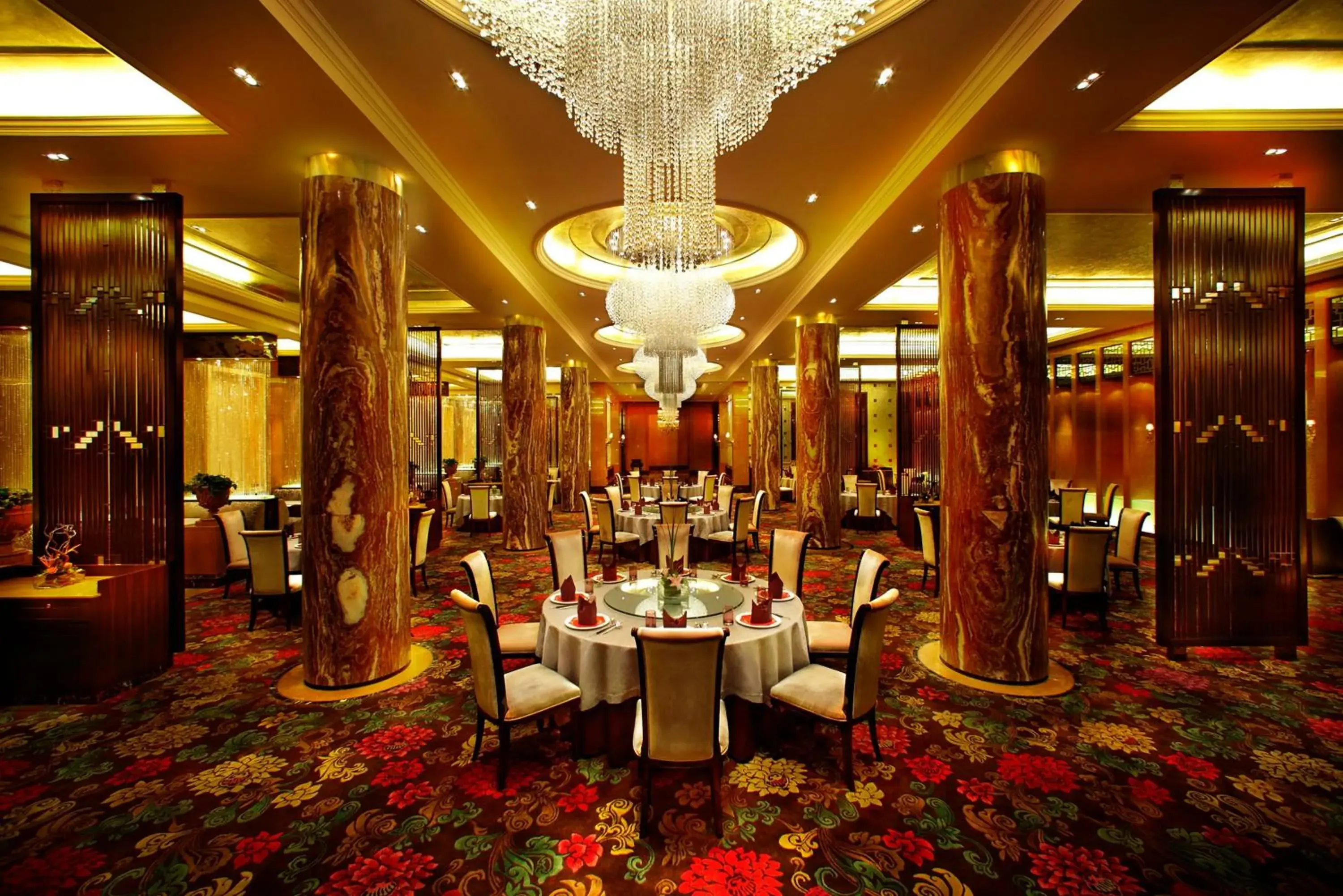 Restaurant/places to eat in Chateau Star River Pudong Shanghai Restaurant/places to eat in Chateau Star River Pudong Shanghai