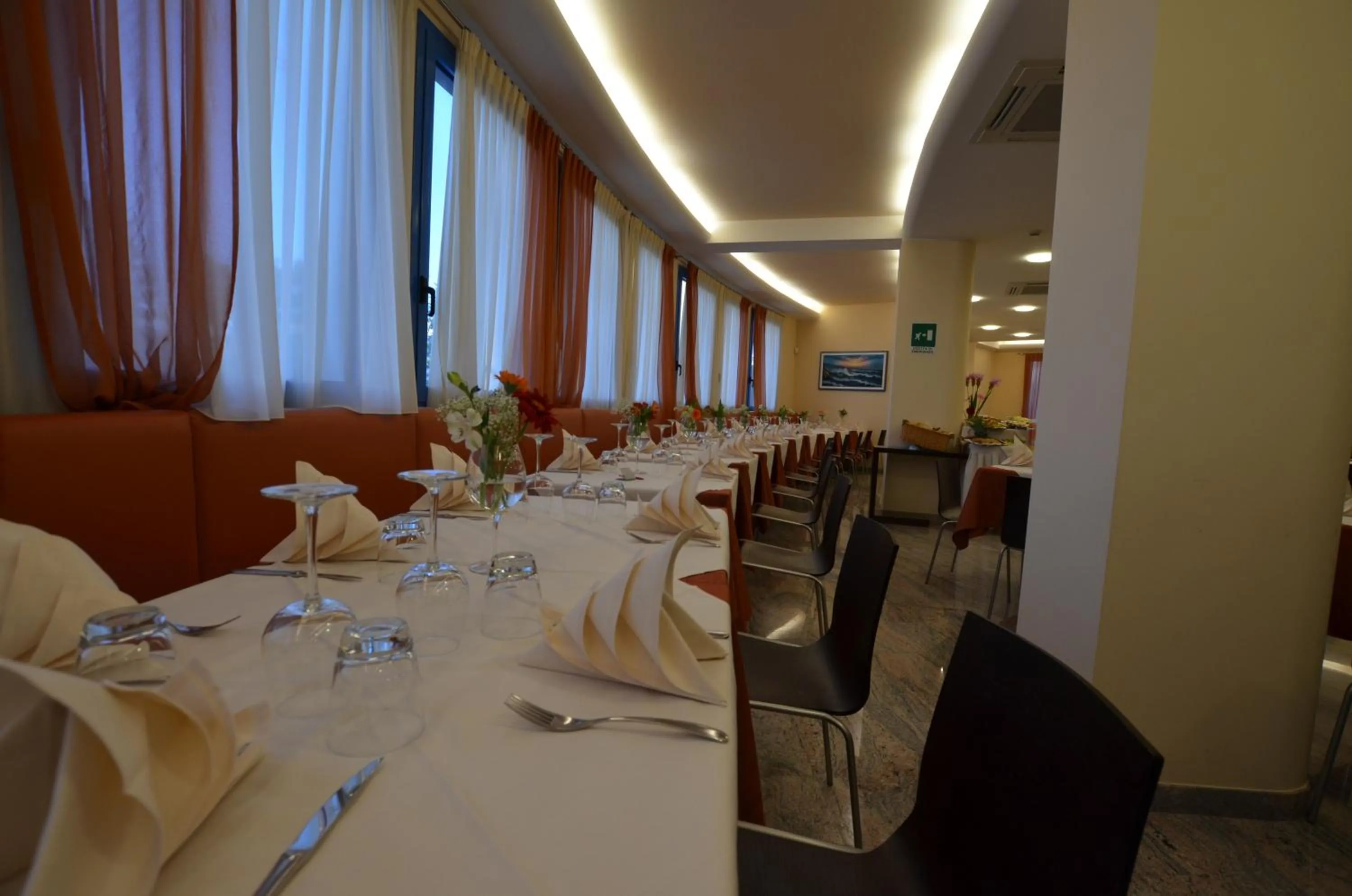 Restaurant/places to eat in Hotel Cristallo