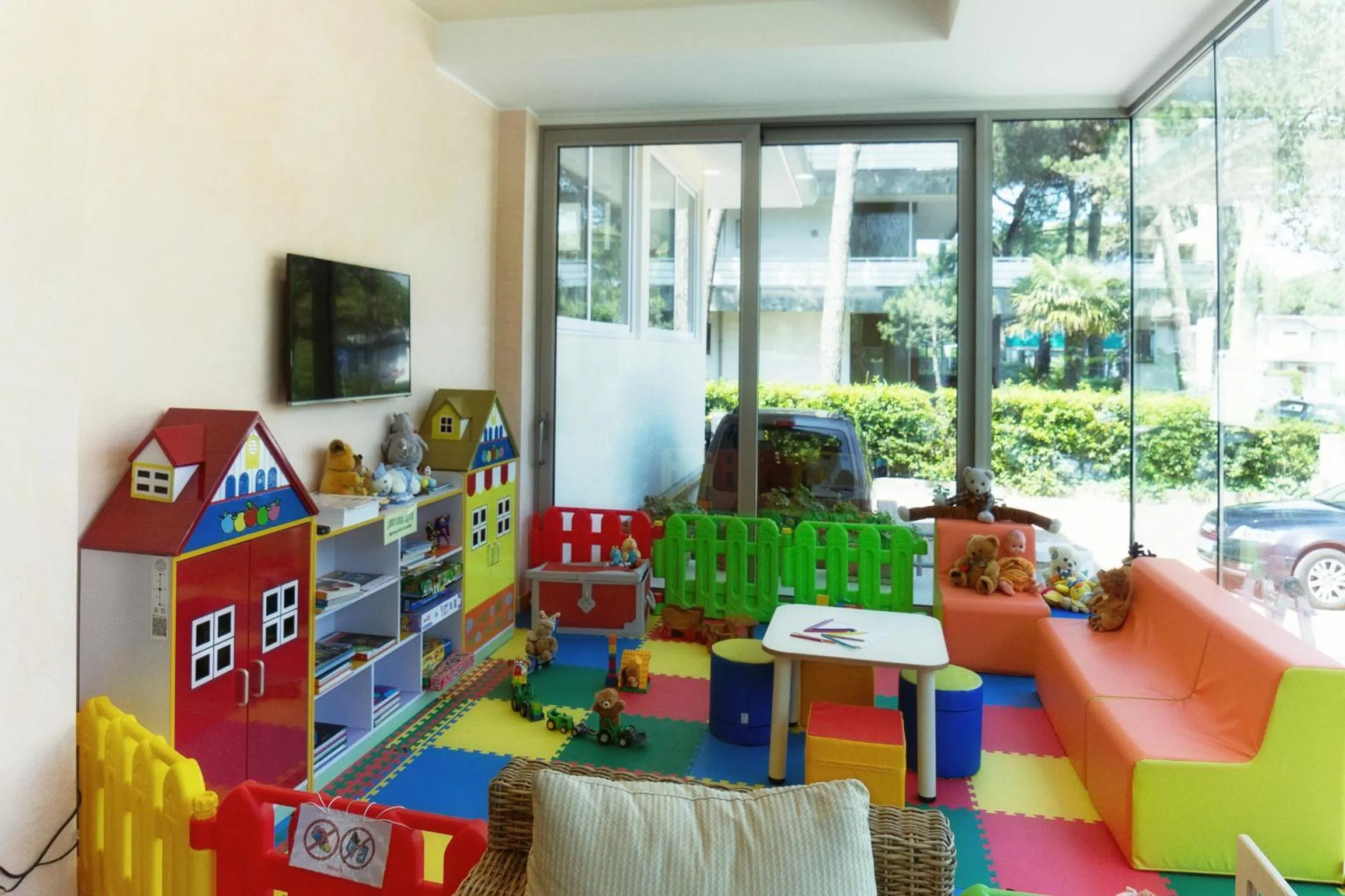 Game Room in Hotel Arizona