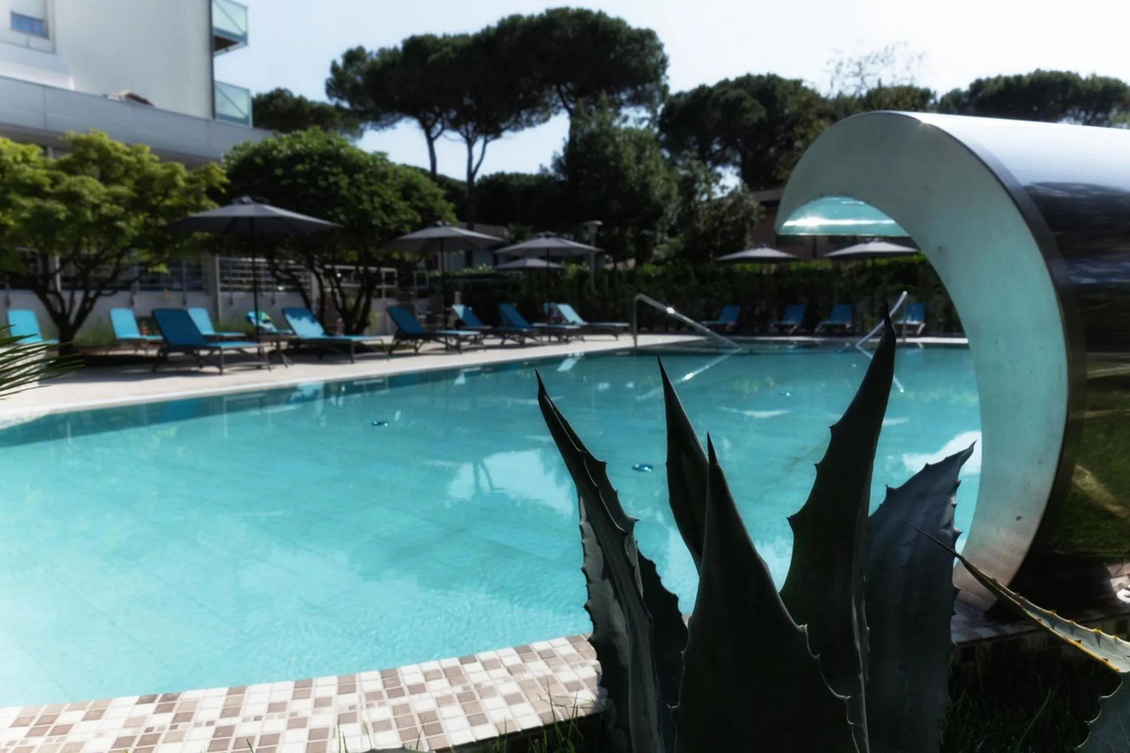 Swimming pool in Hotel Arizona