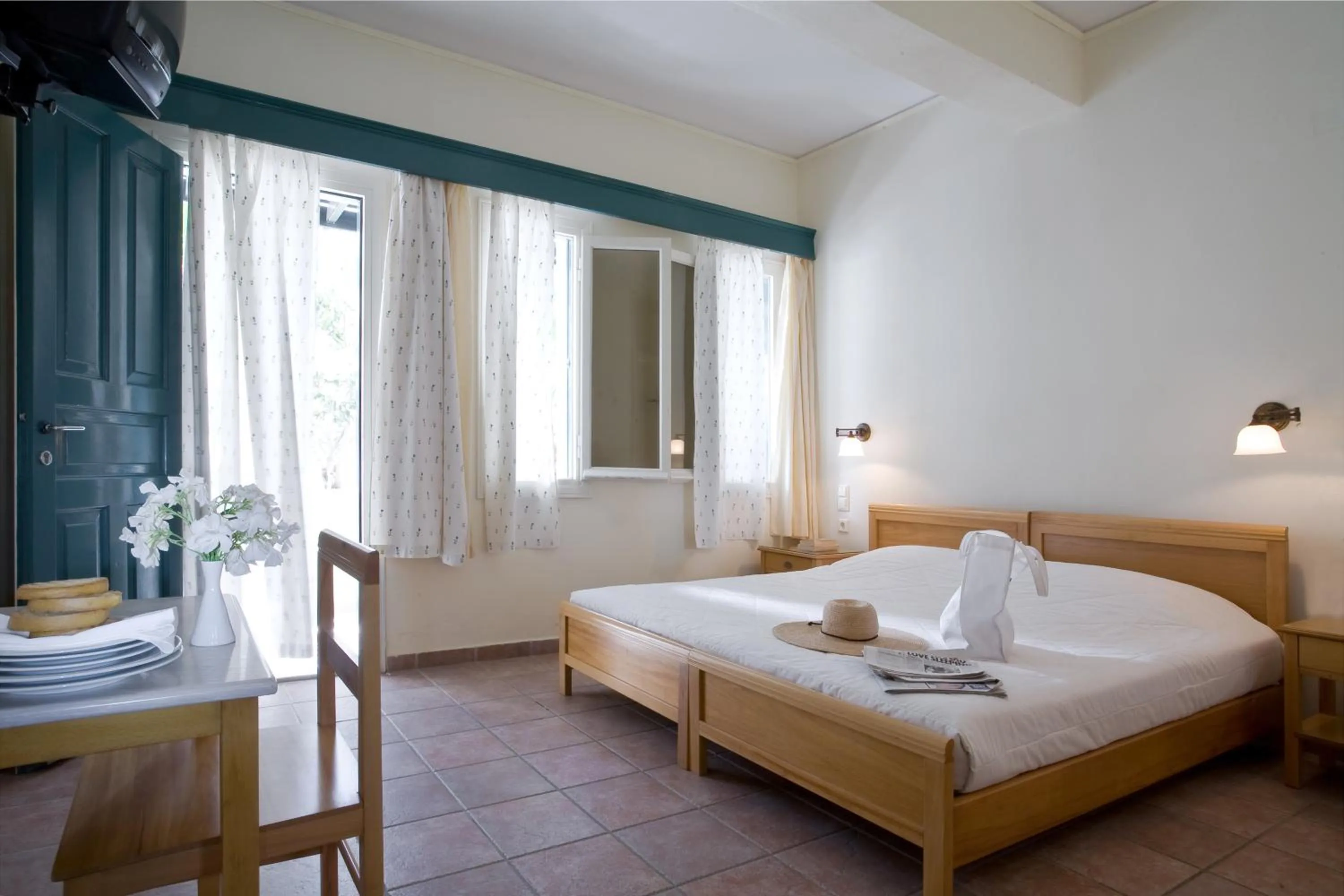 Bed in Rose Bay Hotel