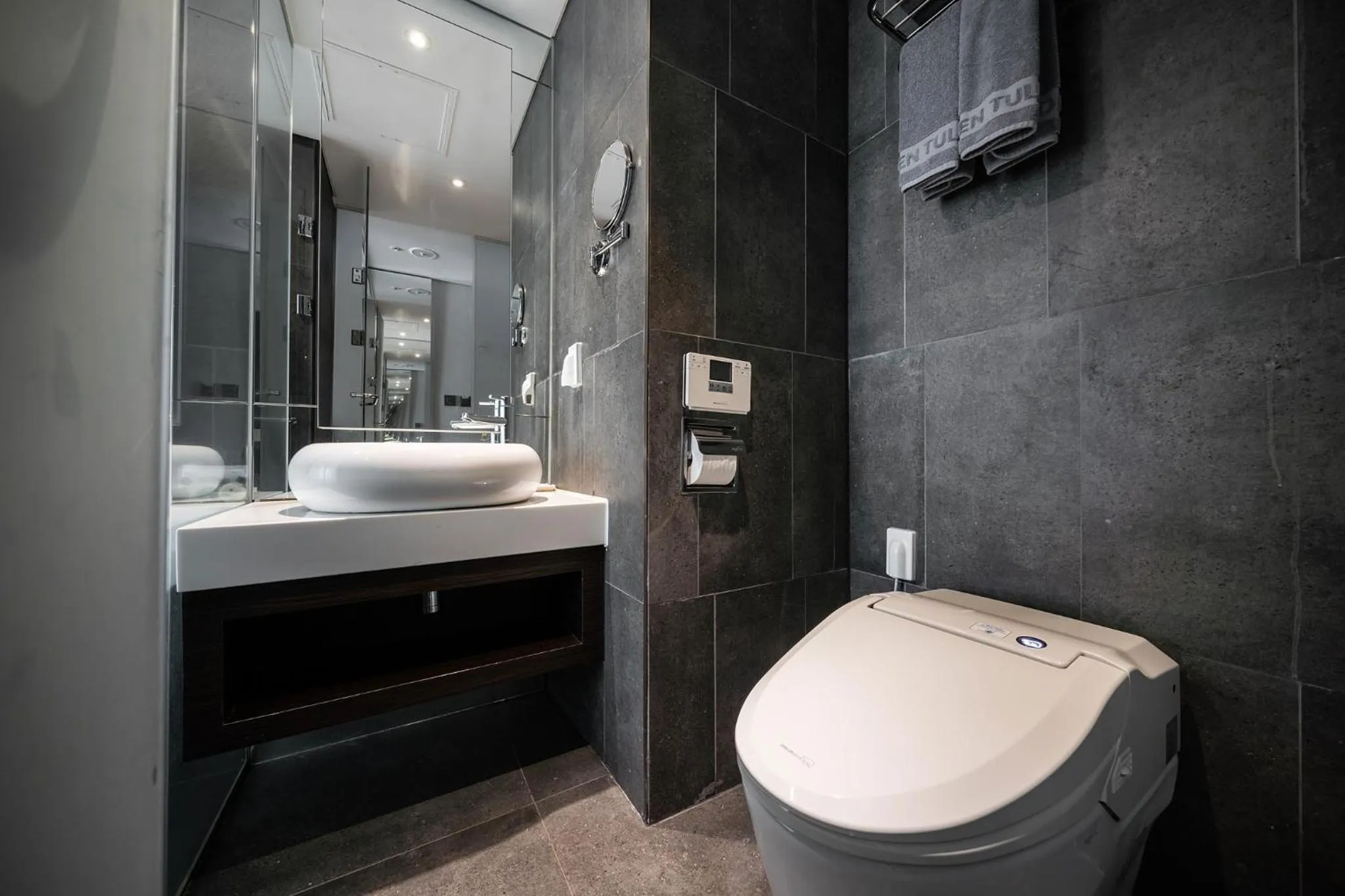 Golden Tulip Jeju Seongsan Hotel