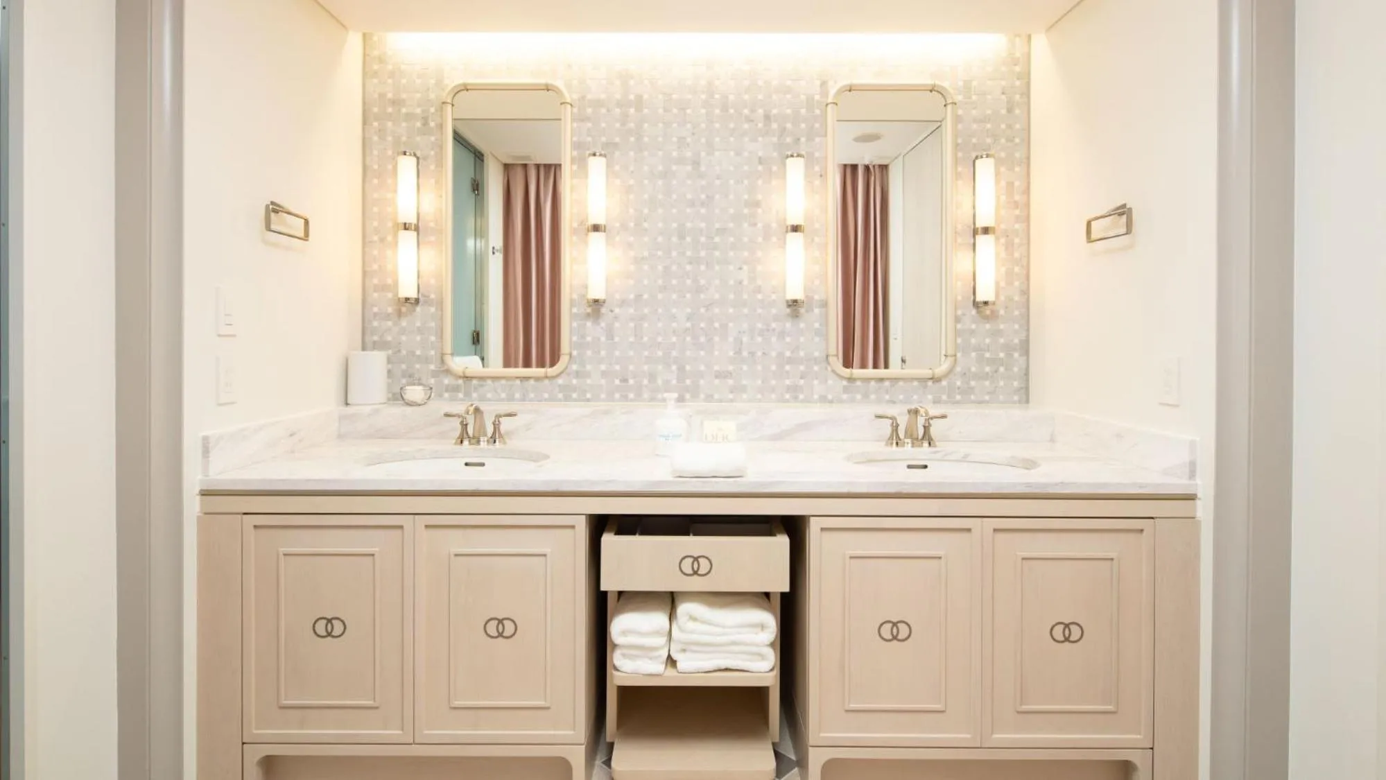 Bathroom in Karatsu Seaside Hotel