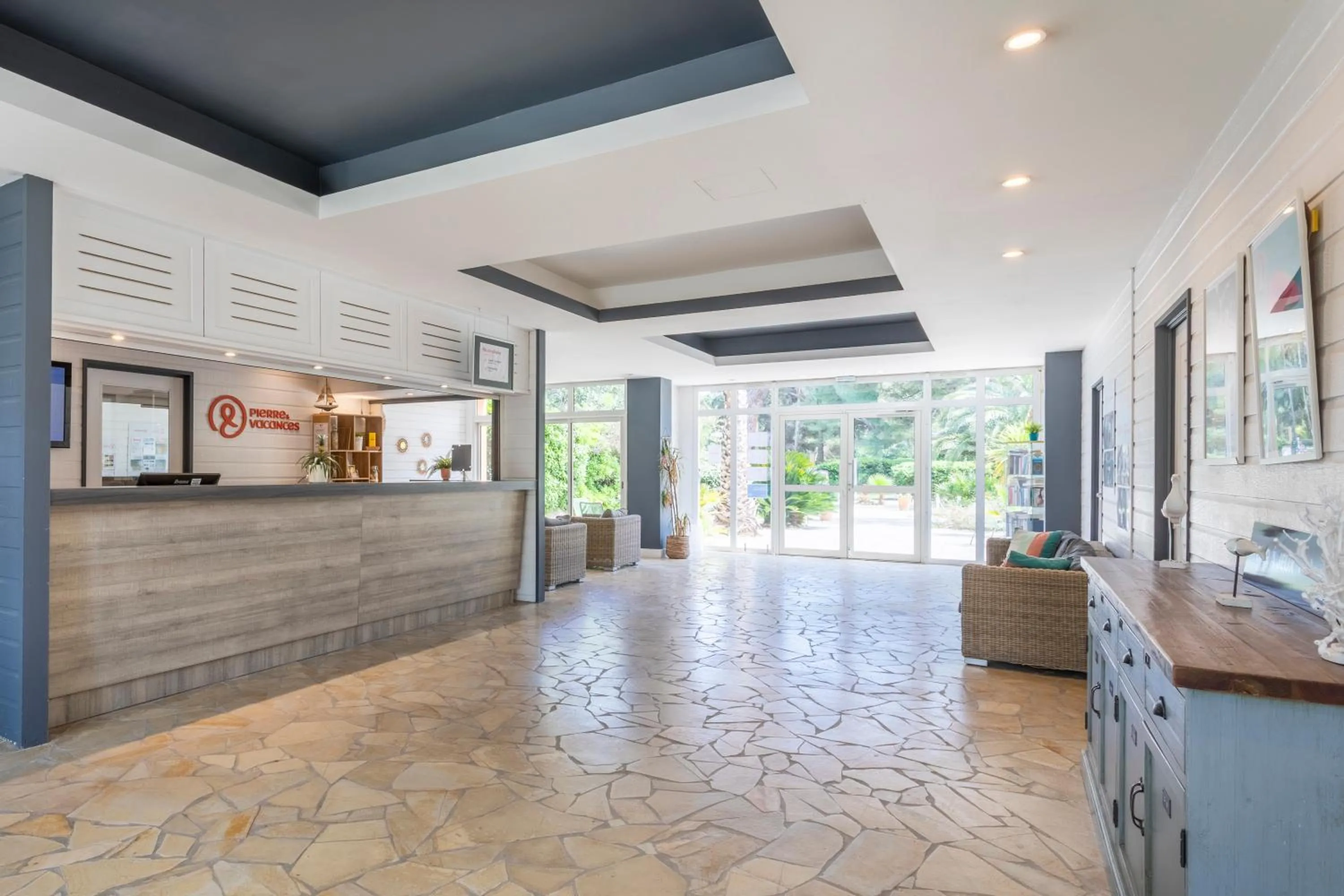 Property building in Résidence Pierre & Vacances La Pinède