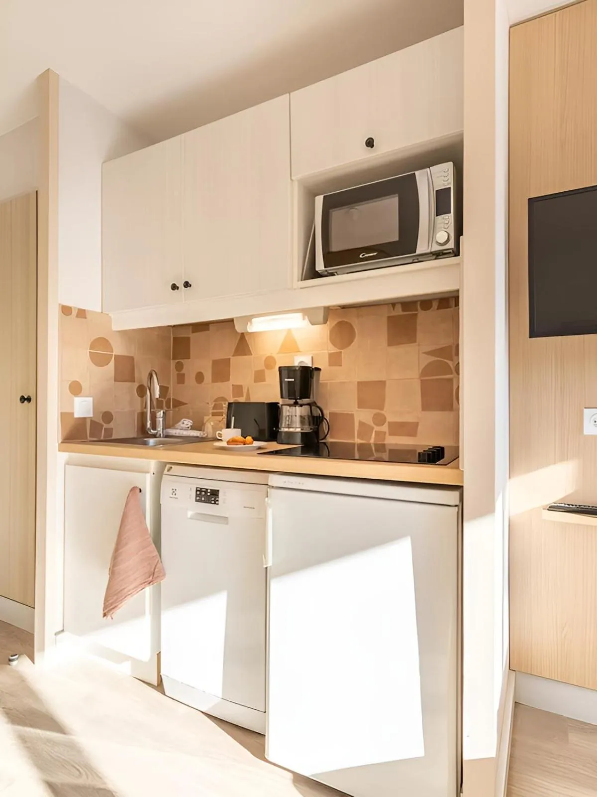 Coffee/tea facilities in Résidence Pierre & Vacances La Pinède