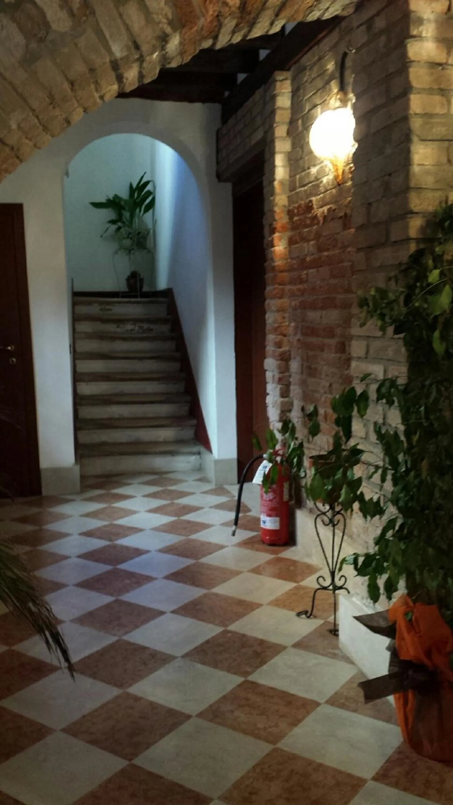 Facade/entrance in Ca' Riccio