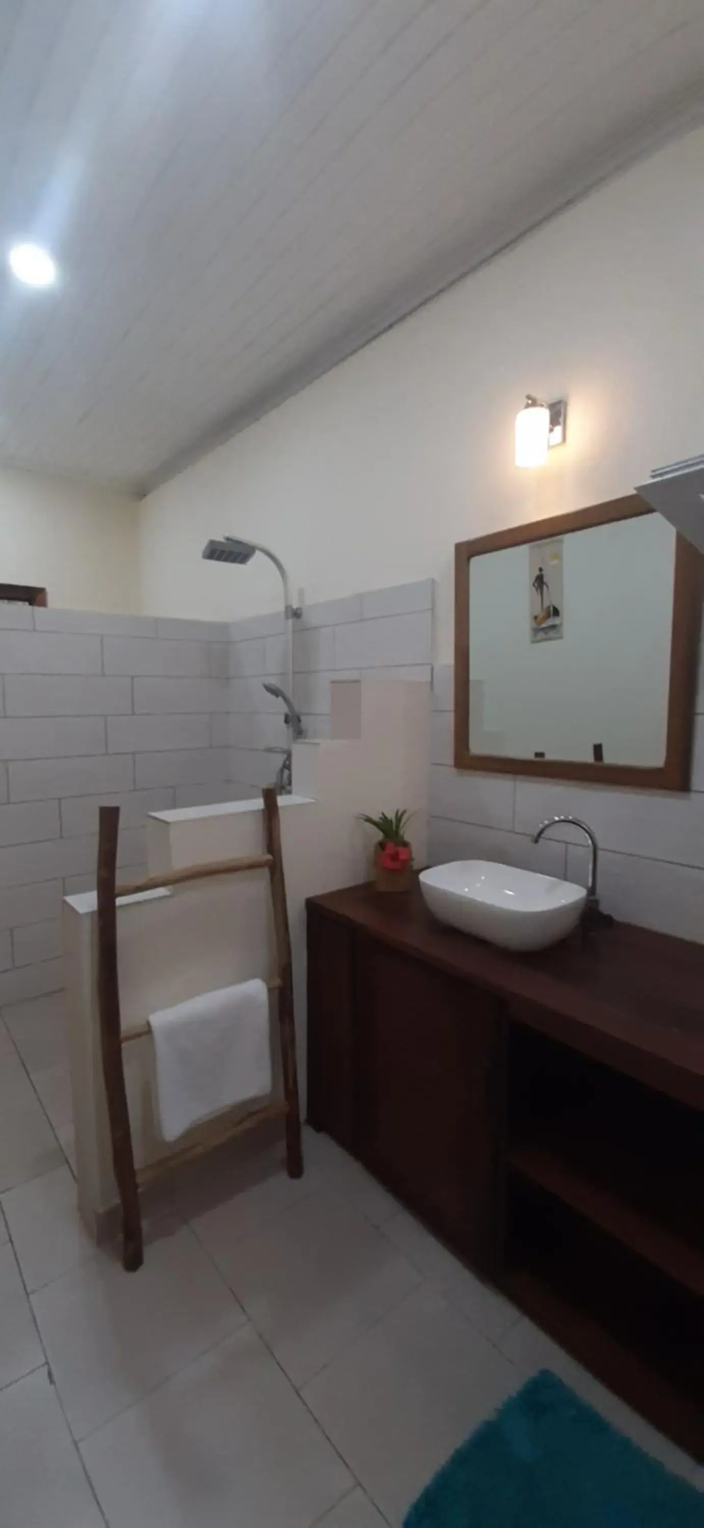 Family Room with Private Bathroom in Le Moya Beach Family Room with Private Bathroom in Le Moya Beach