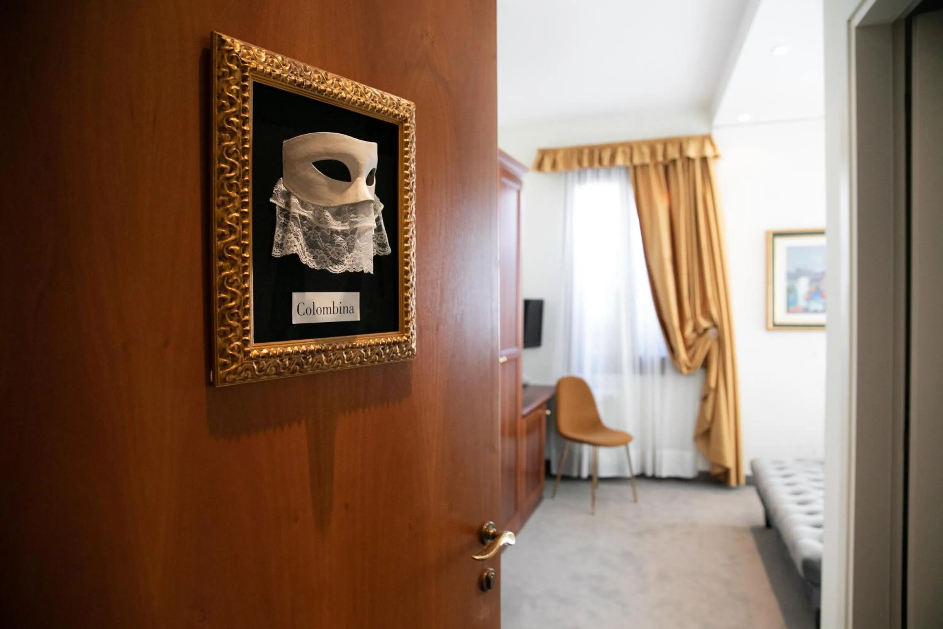 Decorative detail in Ca' San Giorgio B&B